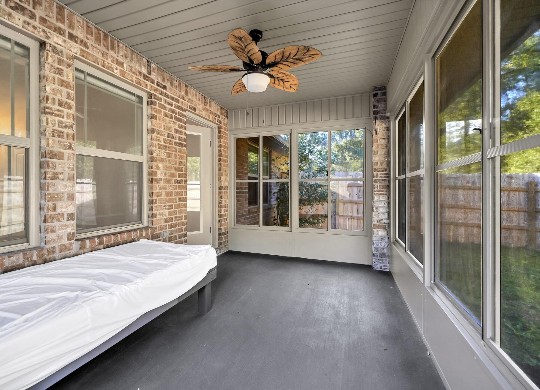 ZARCHARY ESTATES - Residential