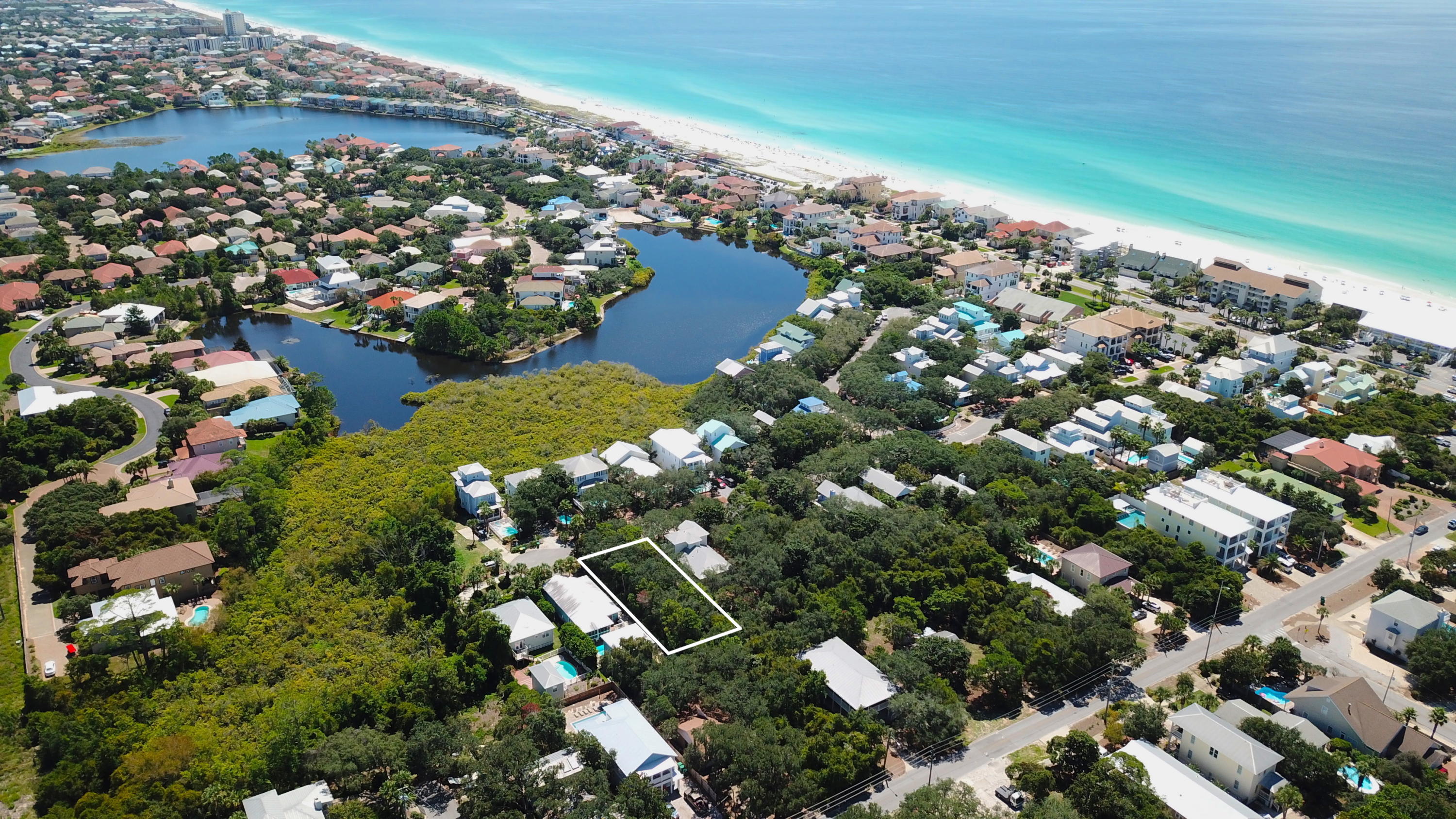 CRYSTAL BEACH - Land