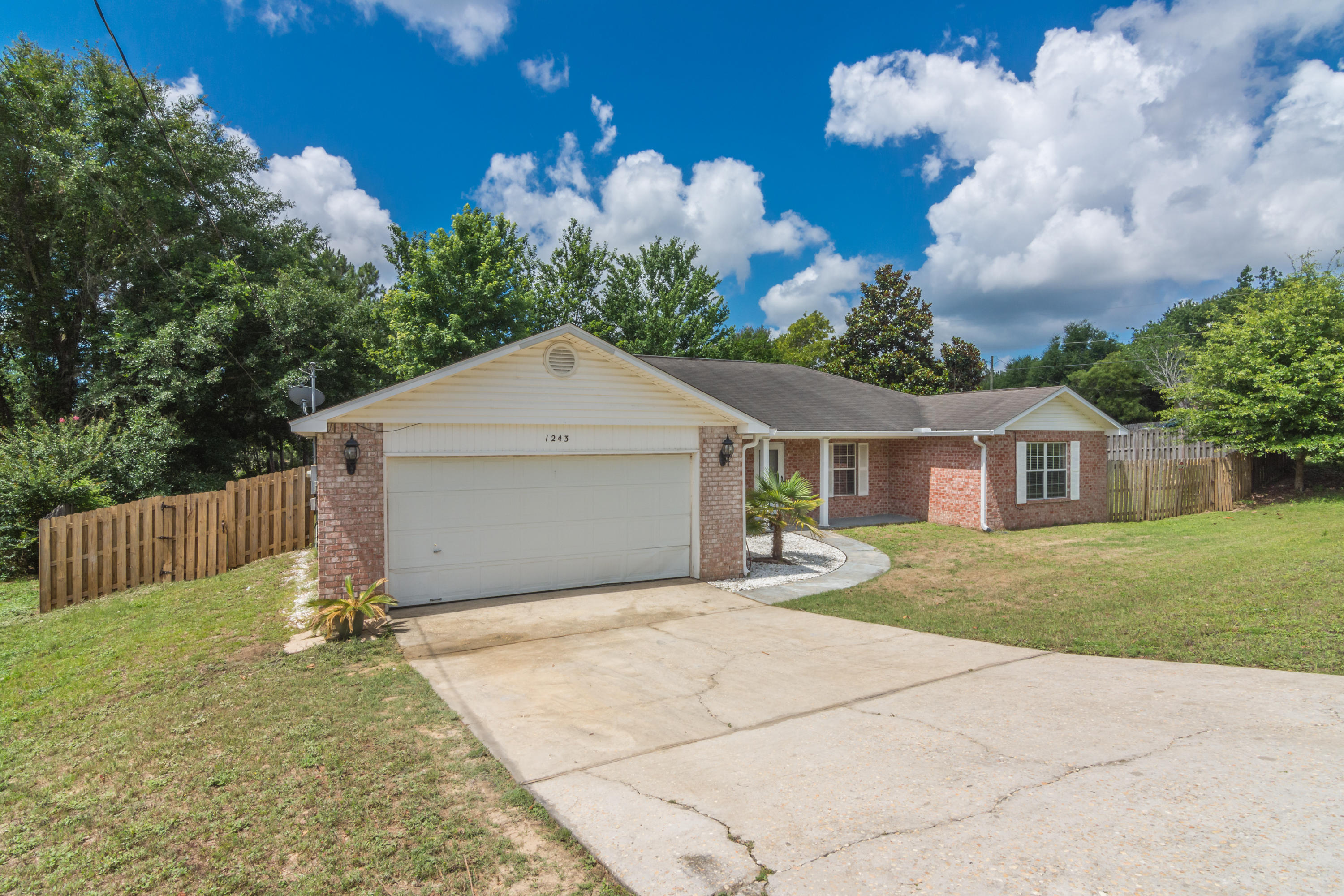 NORTHVIEW ESTATES 7TH ADDN - Residential