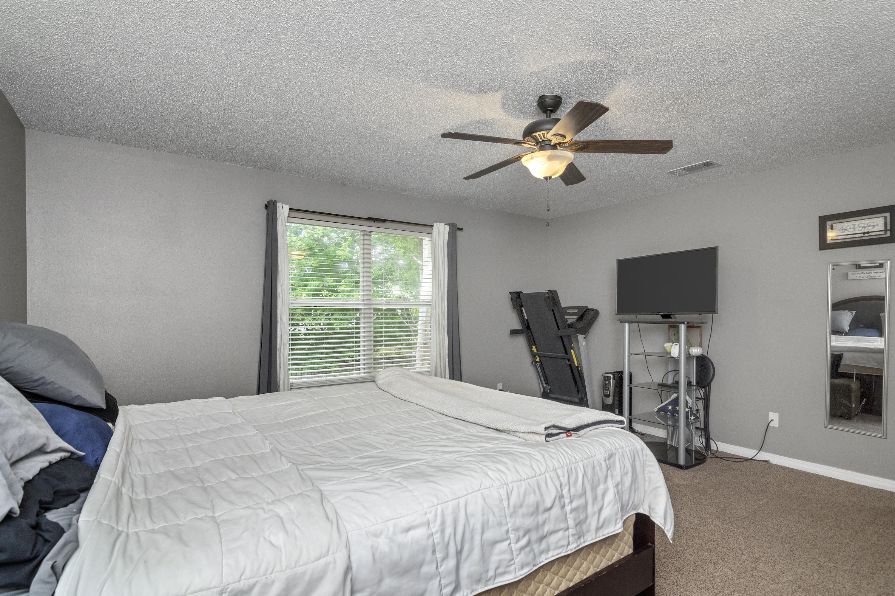 NORTHVIEW ESTATES 7TH ADDN - Residential