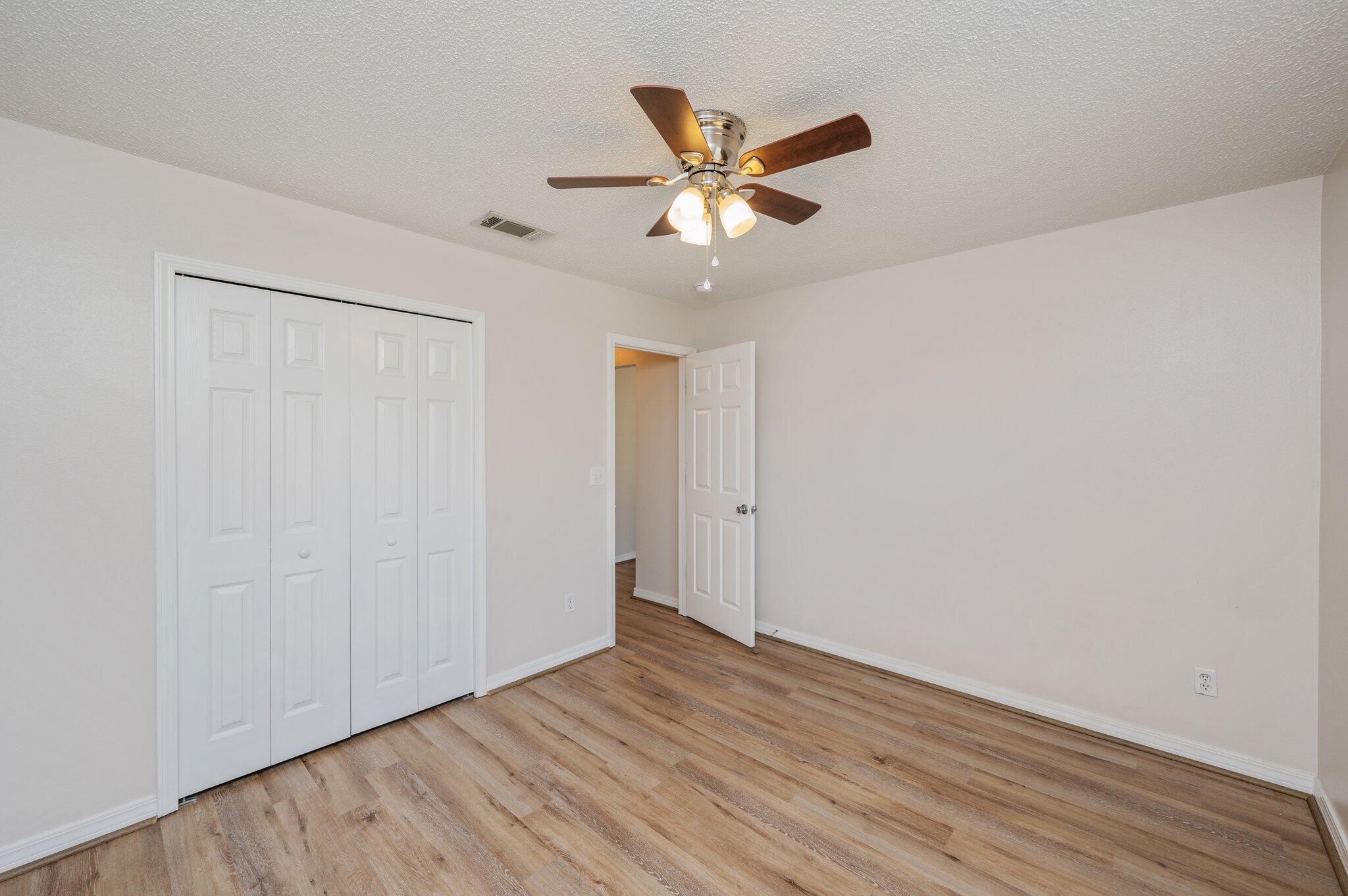 WESTVIEW ESTATES - Residential Lease