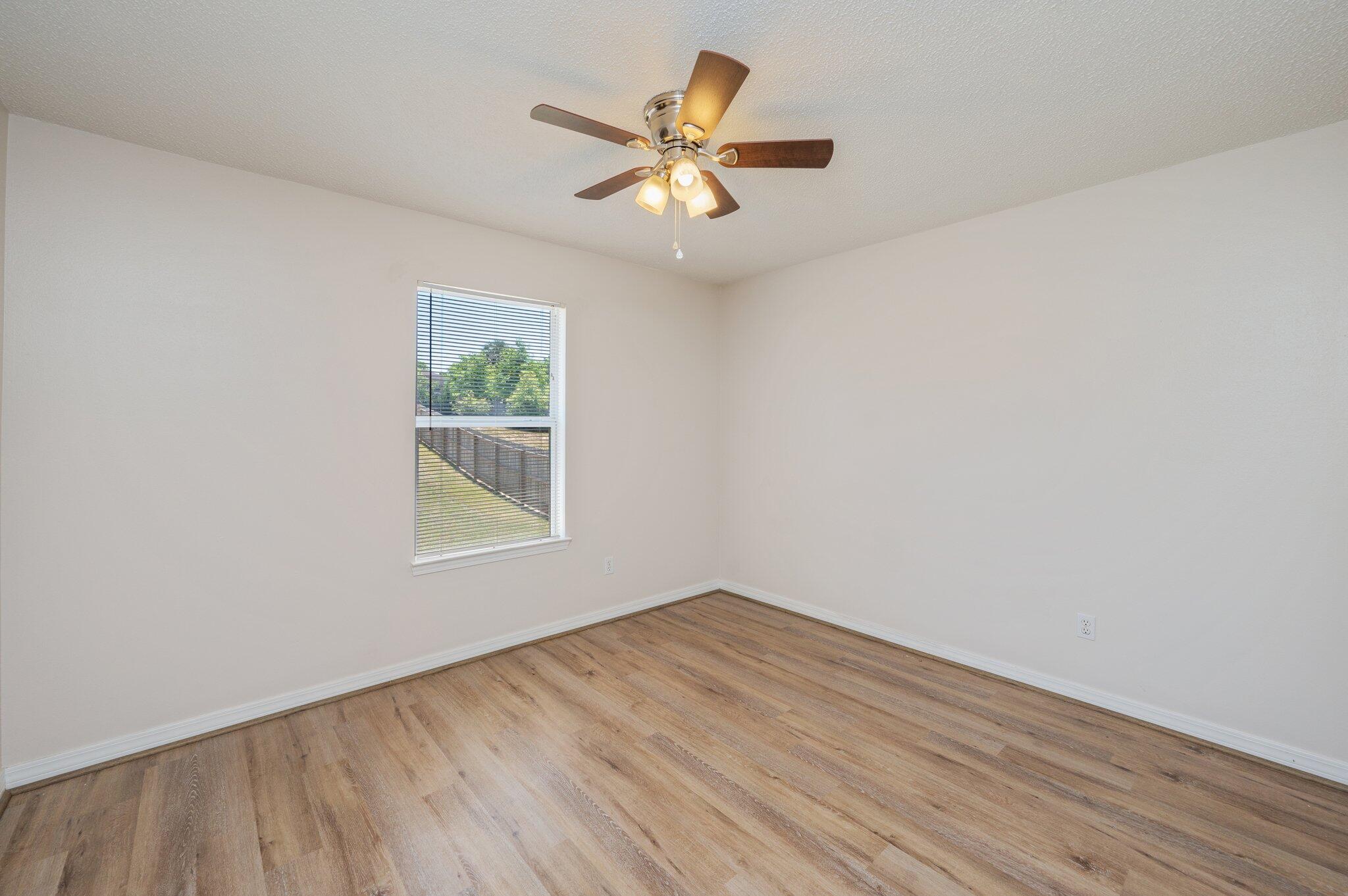 WESTVIEW ESTATES - Residential Lease