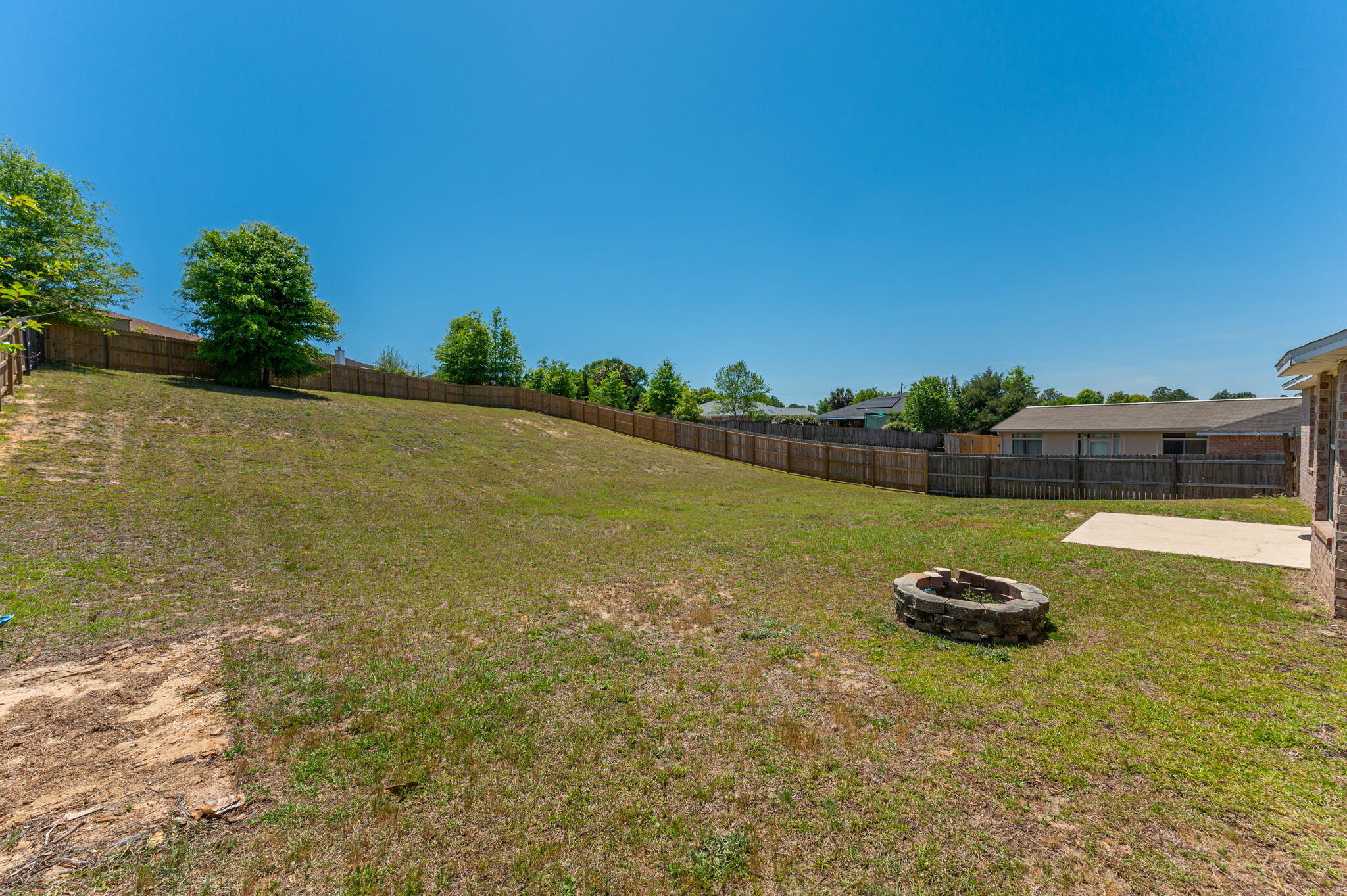 WESTVIEW ESTATES - Residential Lease