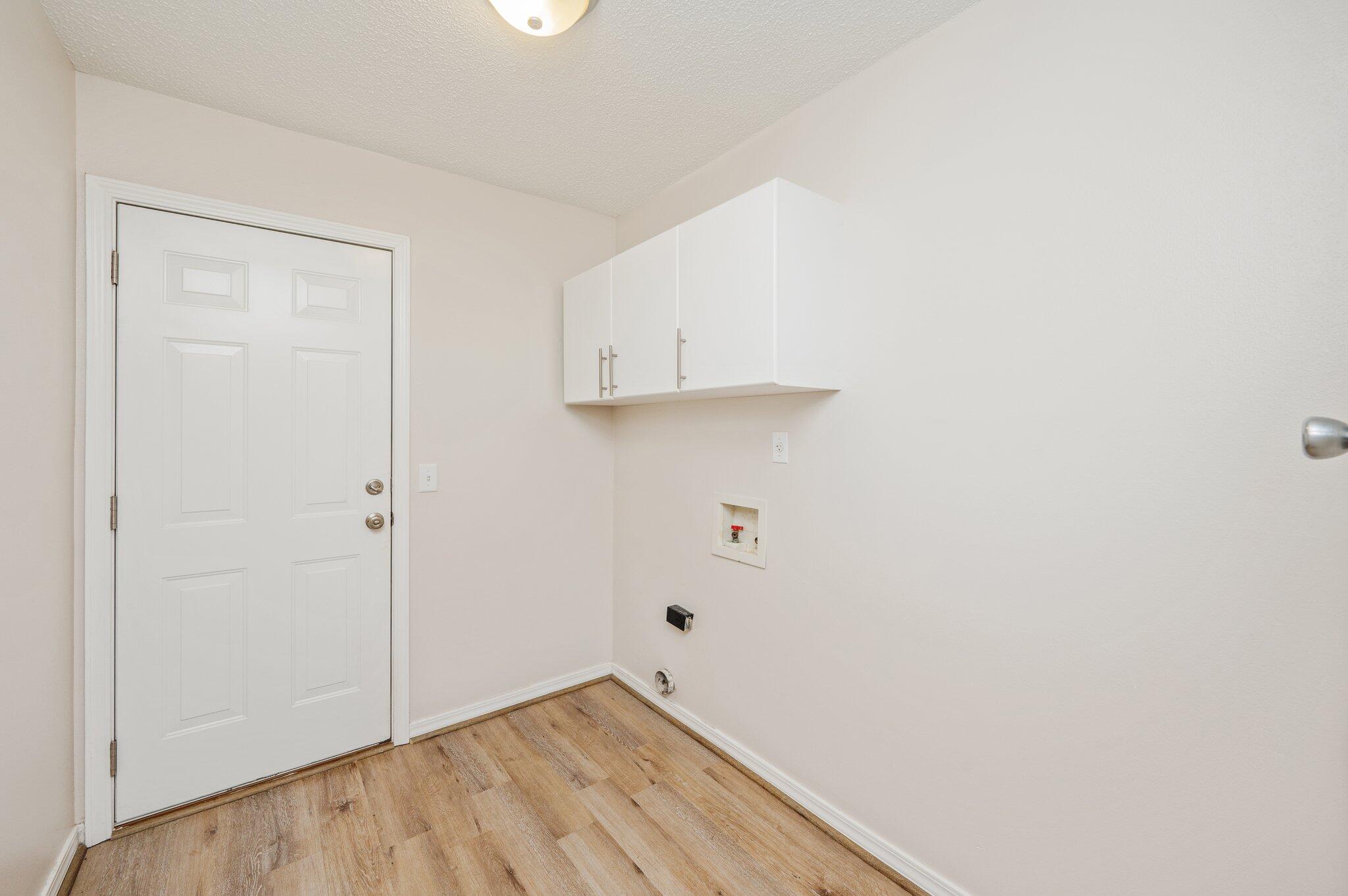 WESTVIEW ESTATES - Residential Lease