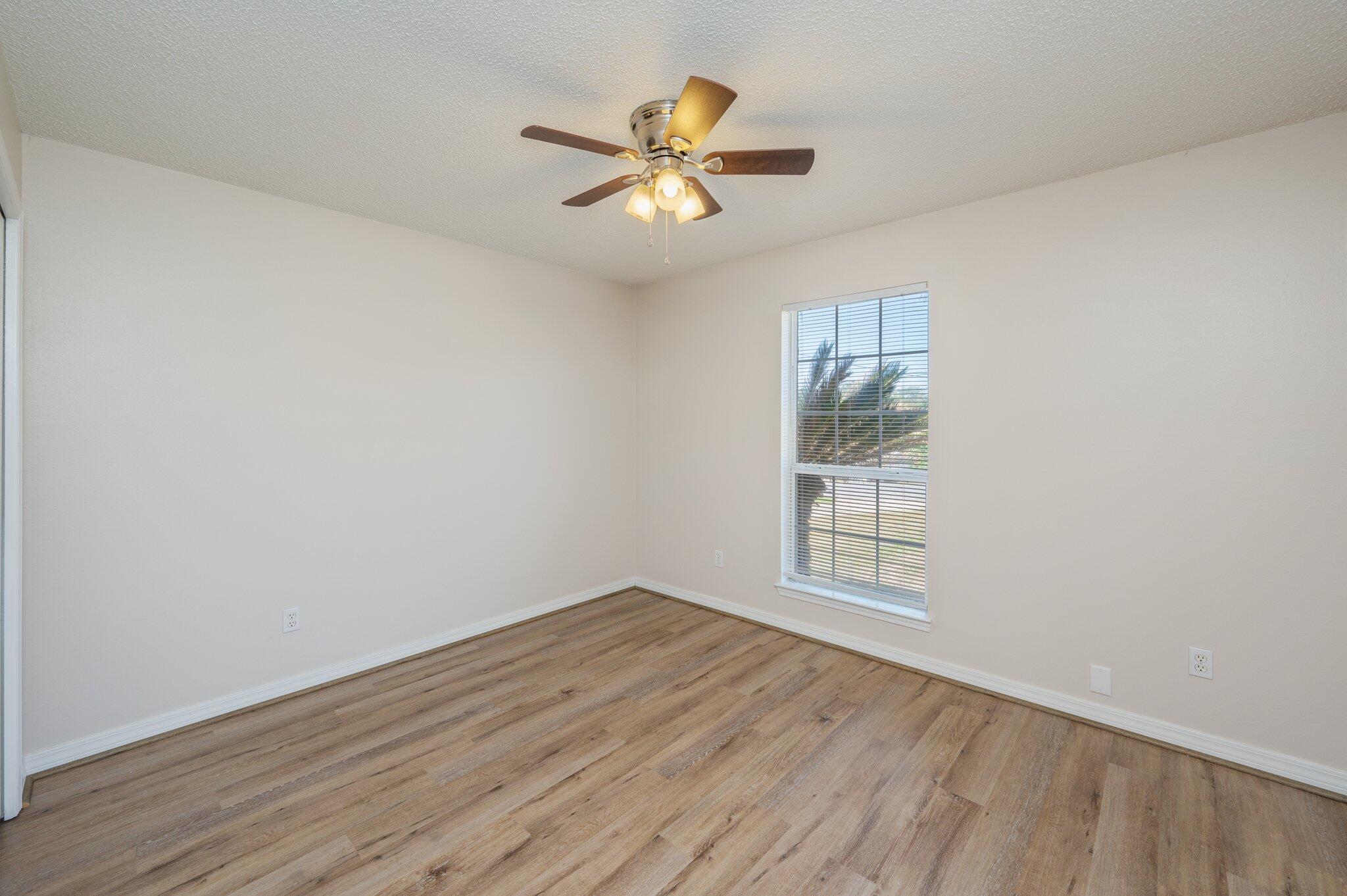 WESTVIEW ESTATES - Residential Lease