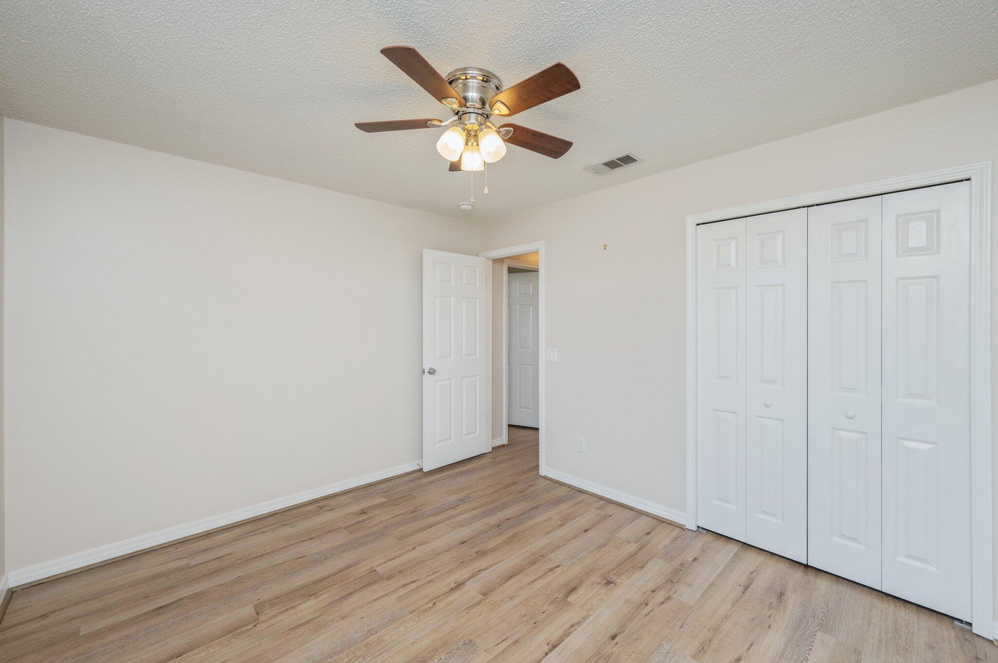 WESTVIEW ESTATES - Residential Lease