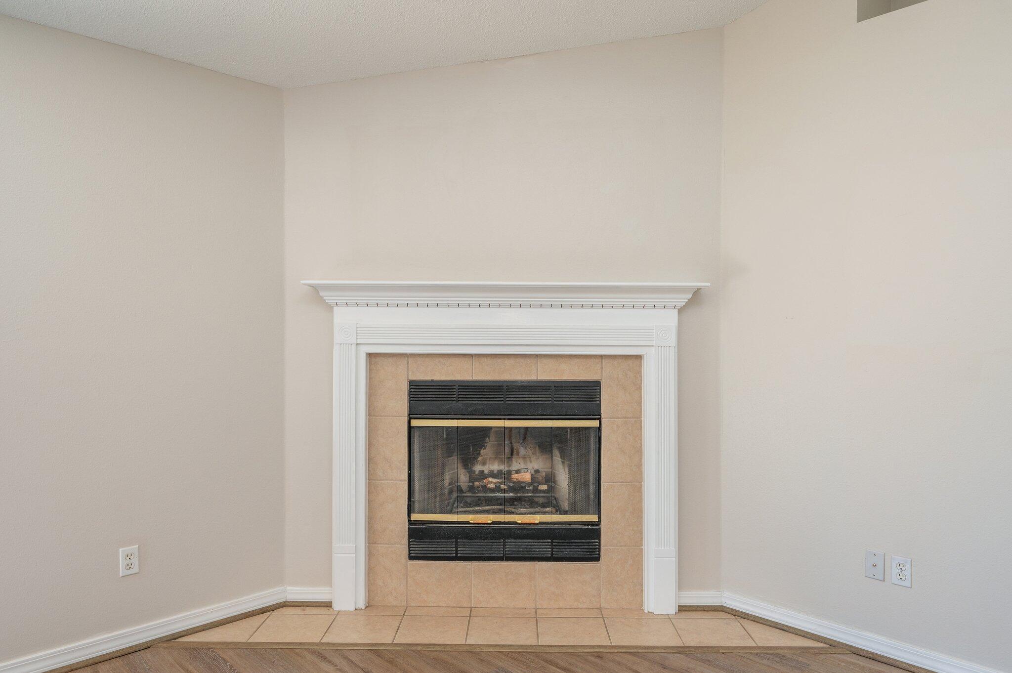 WESTVIEW ESTATES - Residential Lease
