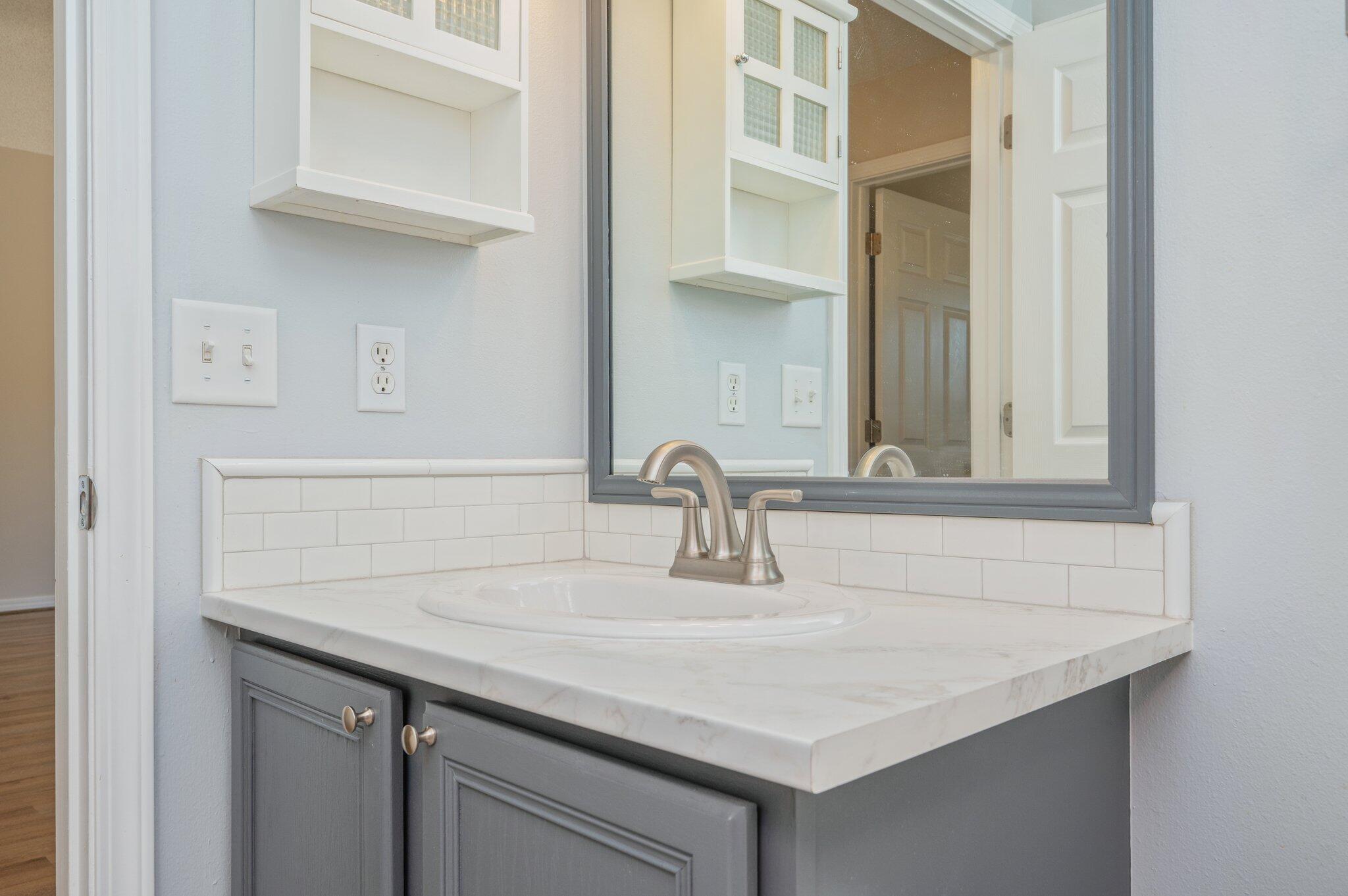 WESTVIEW ESTATES - Residential Lease