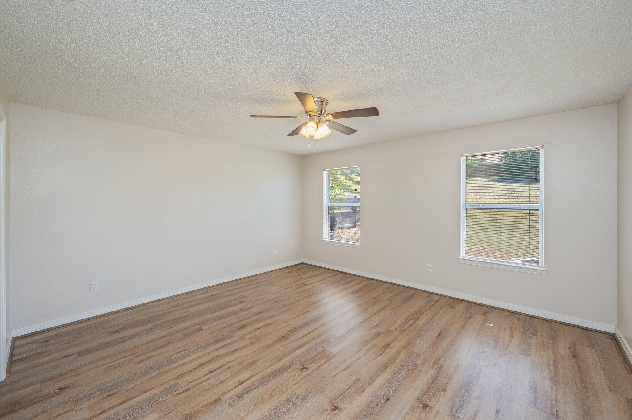WESTVIEW ESTATES - Residential Lease