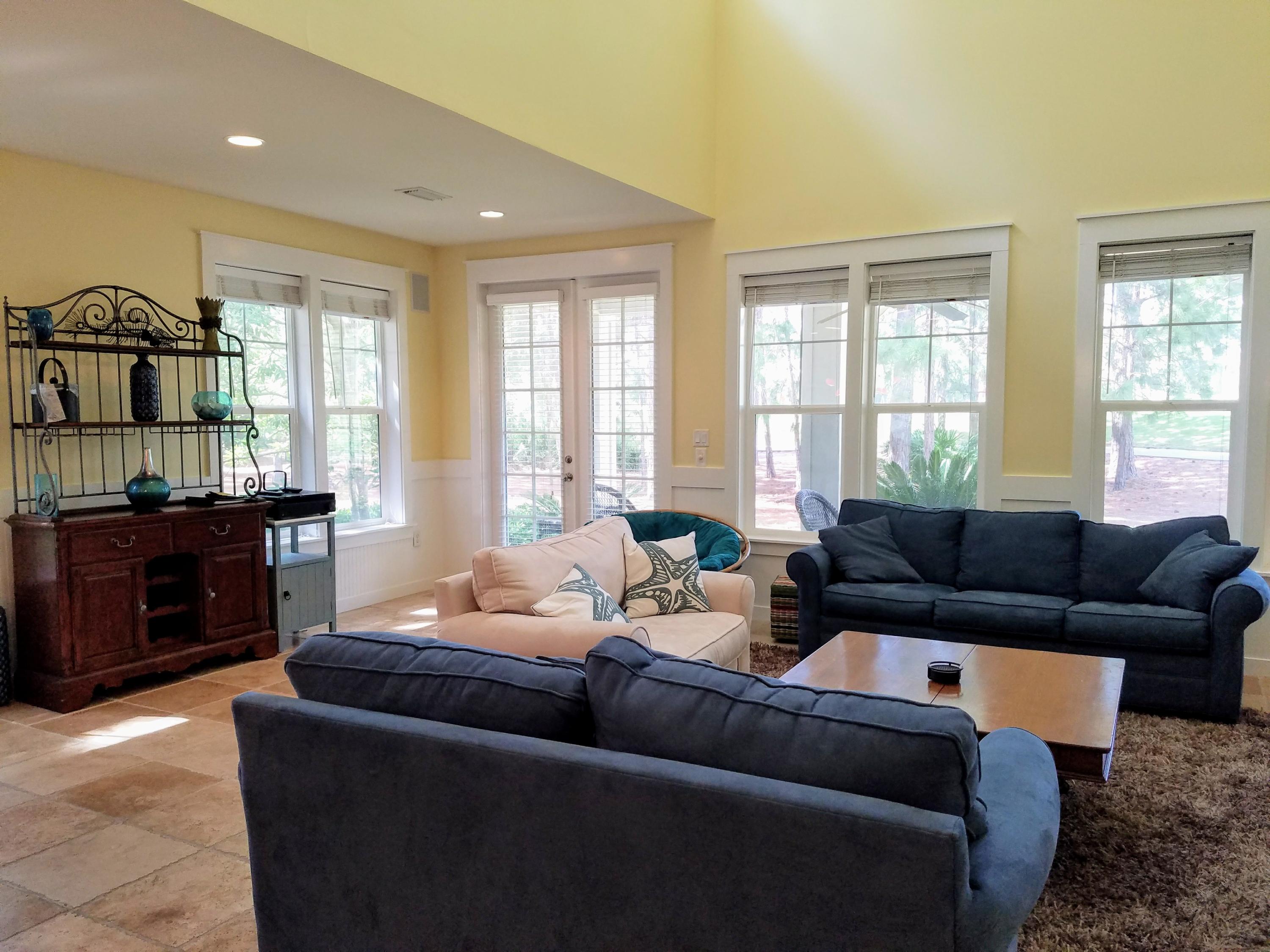 LAUREL GROVE - Residential