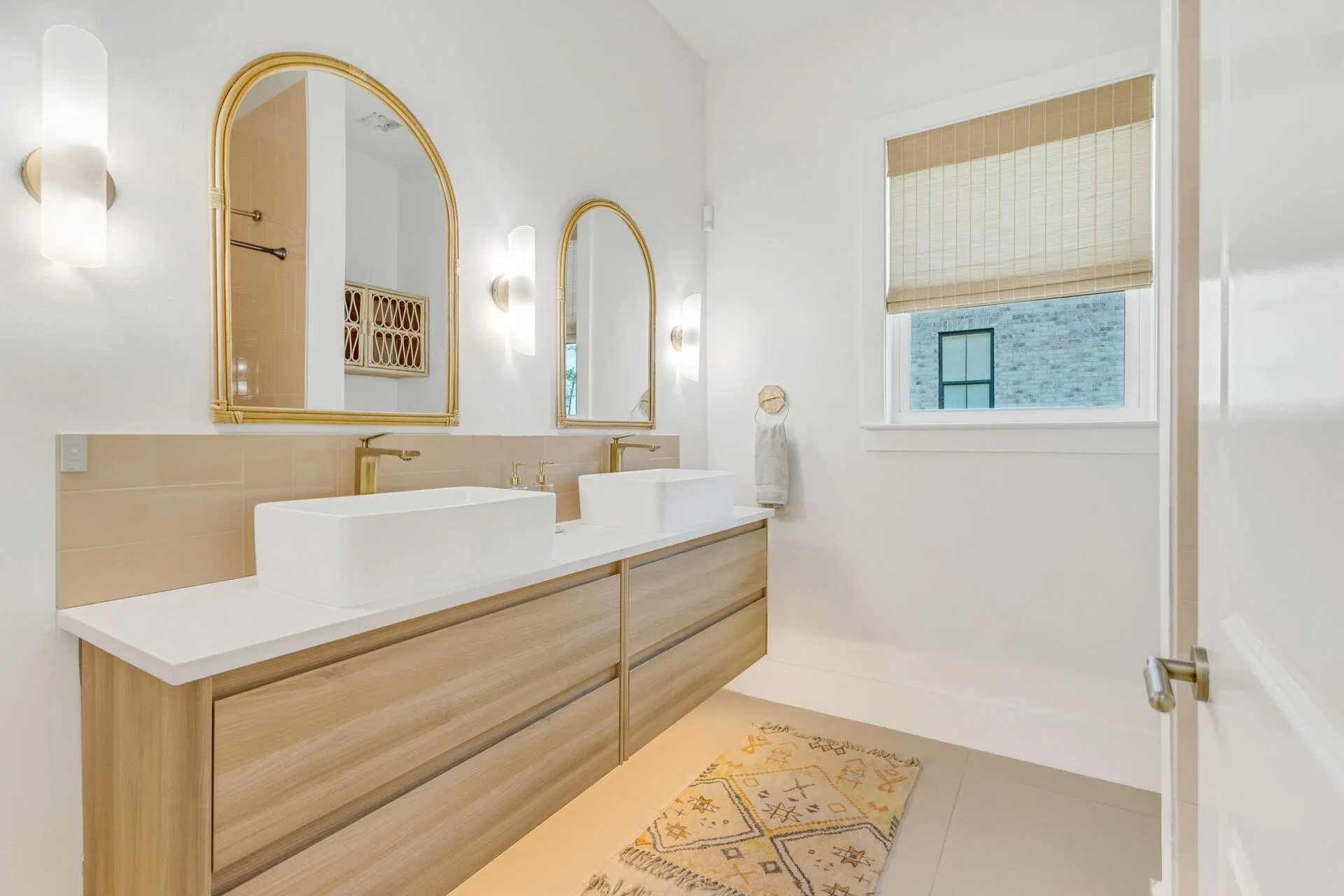 Santa Rosa Beach, Florida, 32459, United States, 4 Bedrooms Bedrooms, ,3 BathroomsBathrooms,Residential,Active,2006530