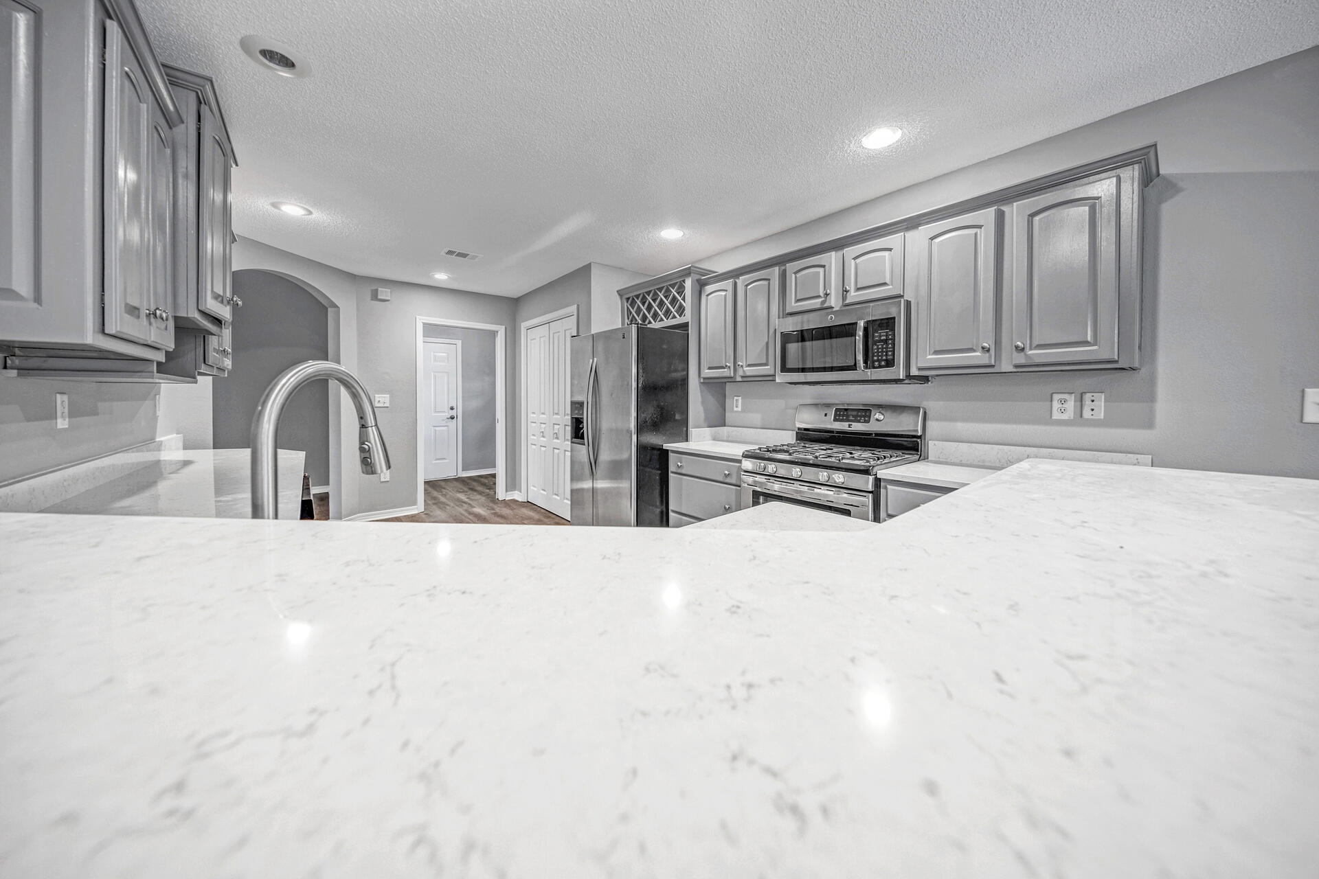 RIVERCHASE S/D - Residential