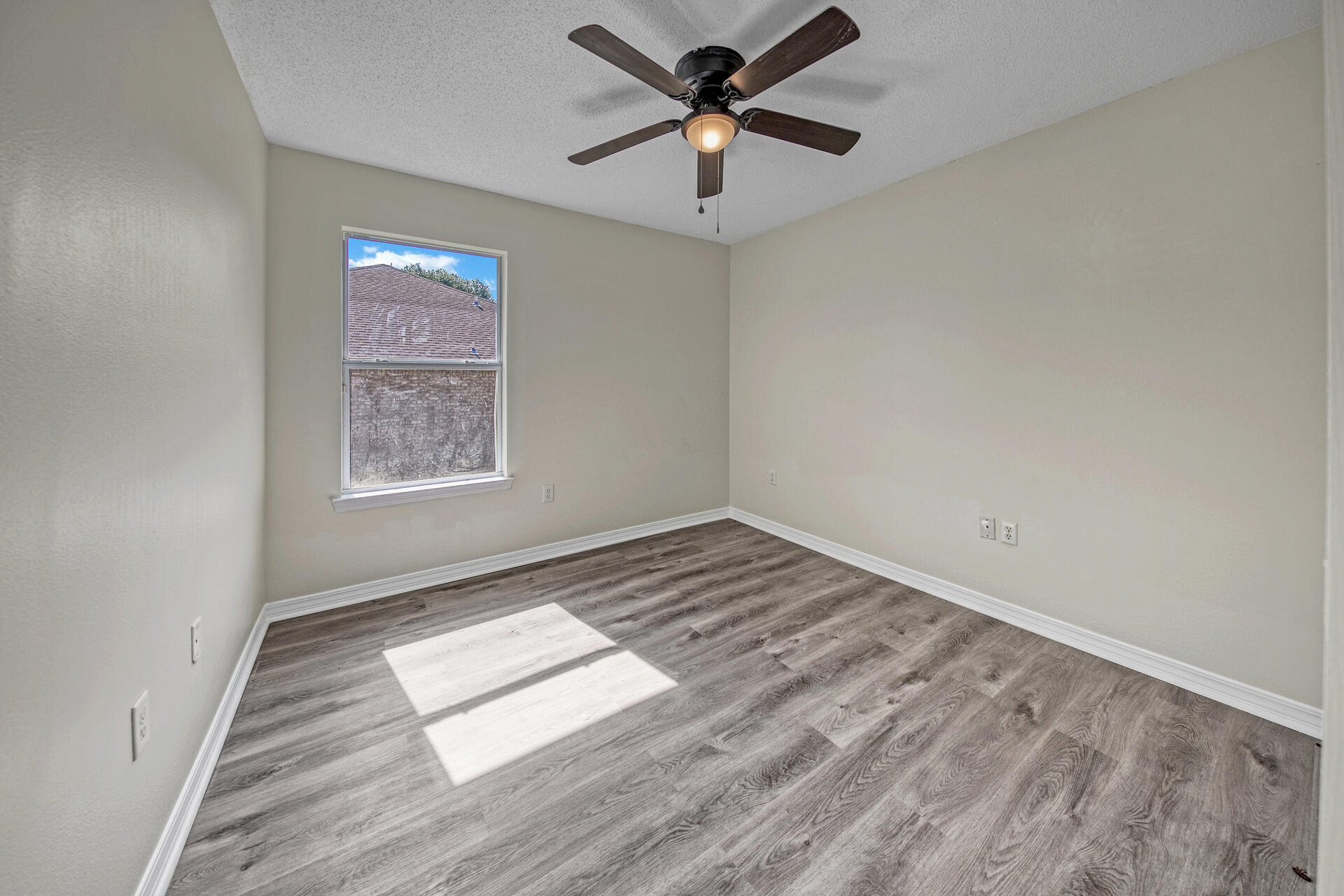 RIVERCHASE S/D - Residential