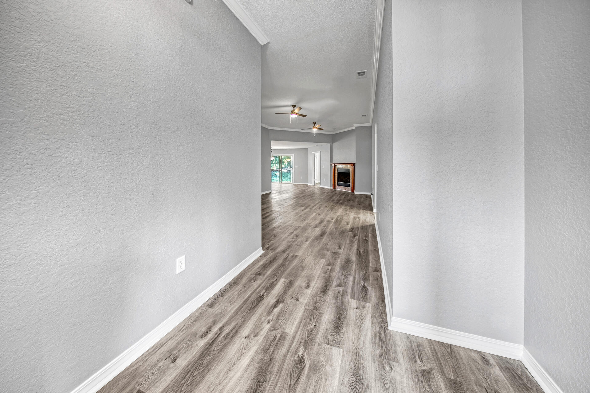 RIVERCHASE S/D - Residential