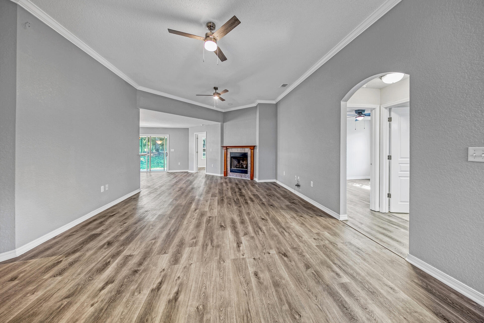 RIVERCHASE S/D - Residential