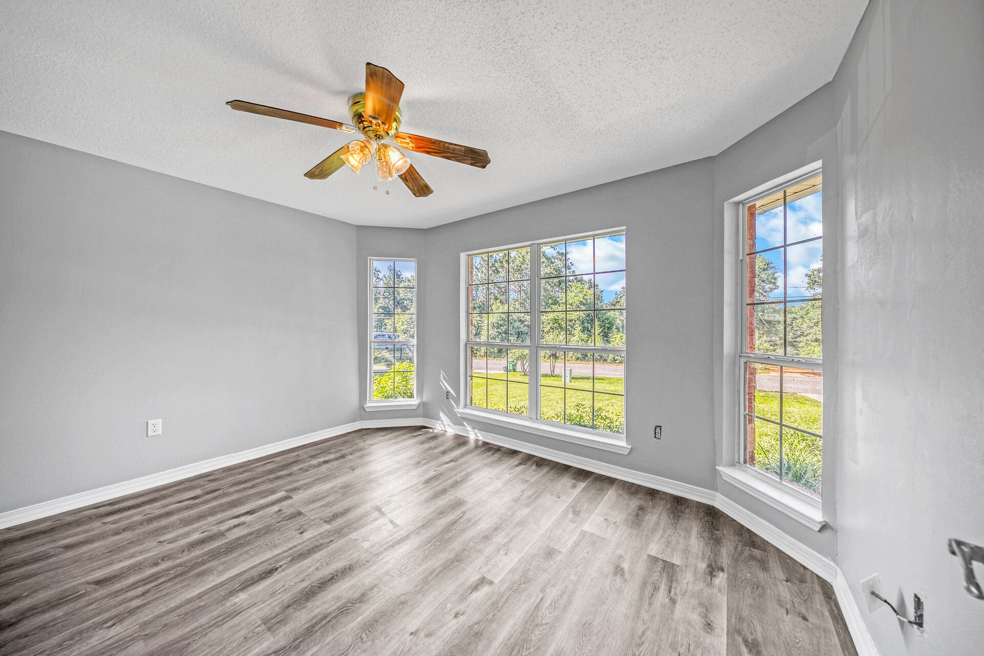 RIVERCHASE S/D - Residential