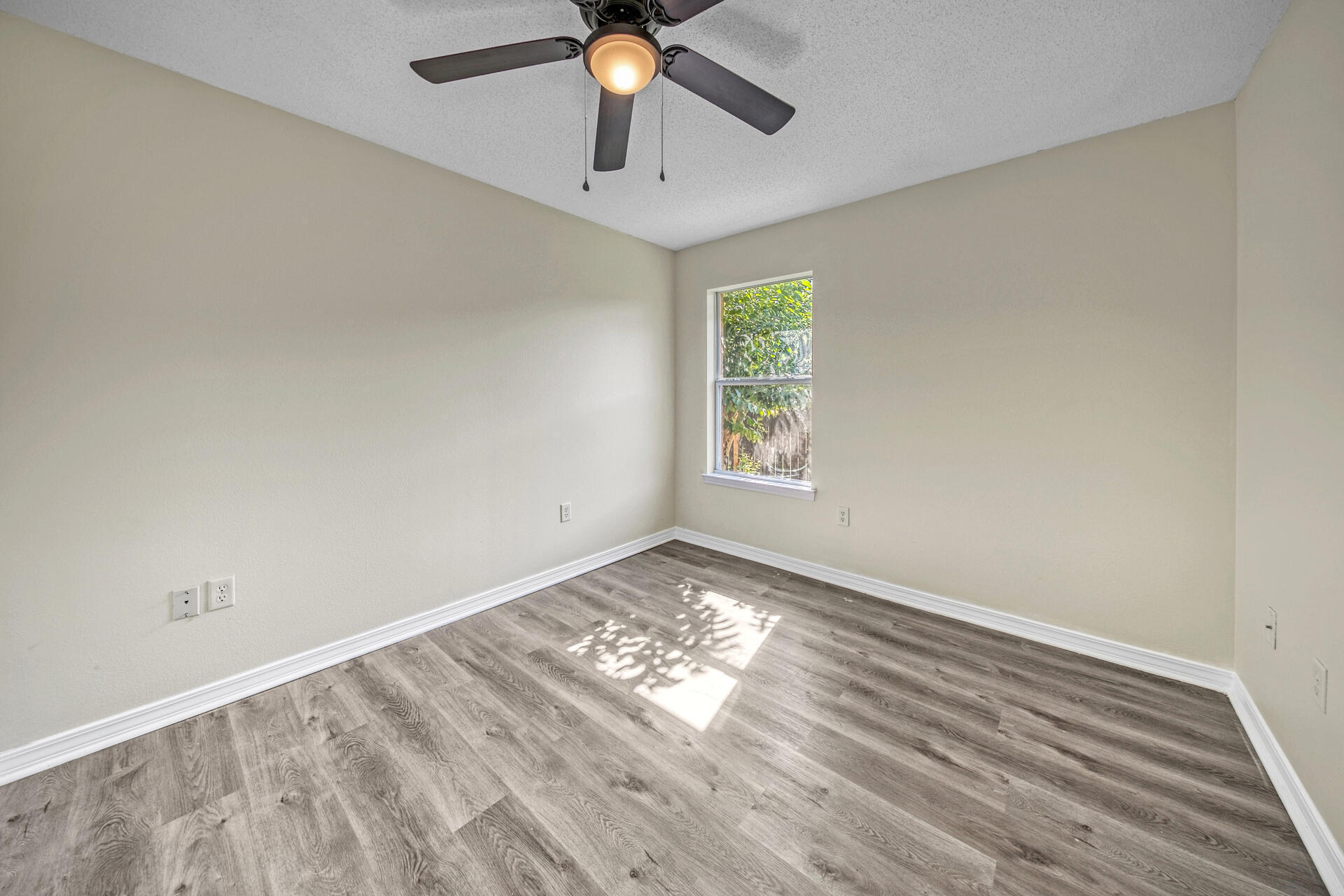 RIVERCHASE S/D - Residential