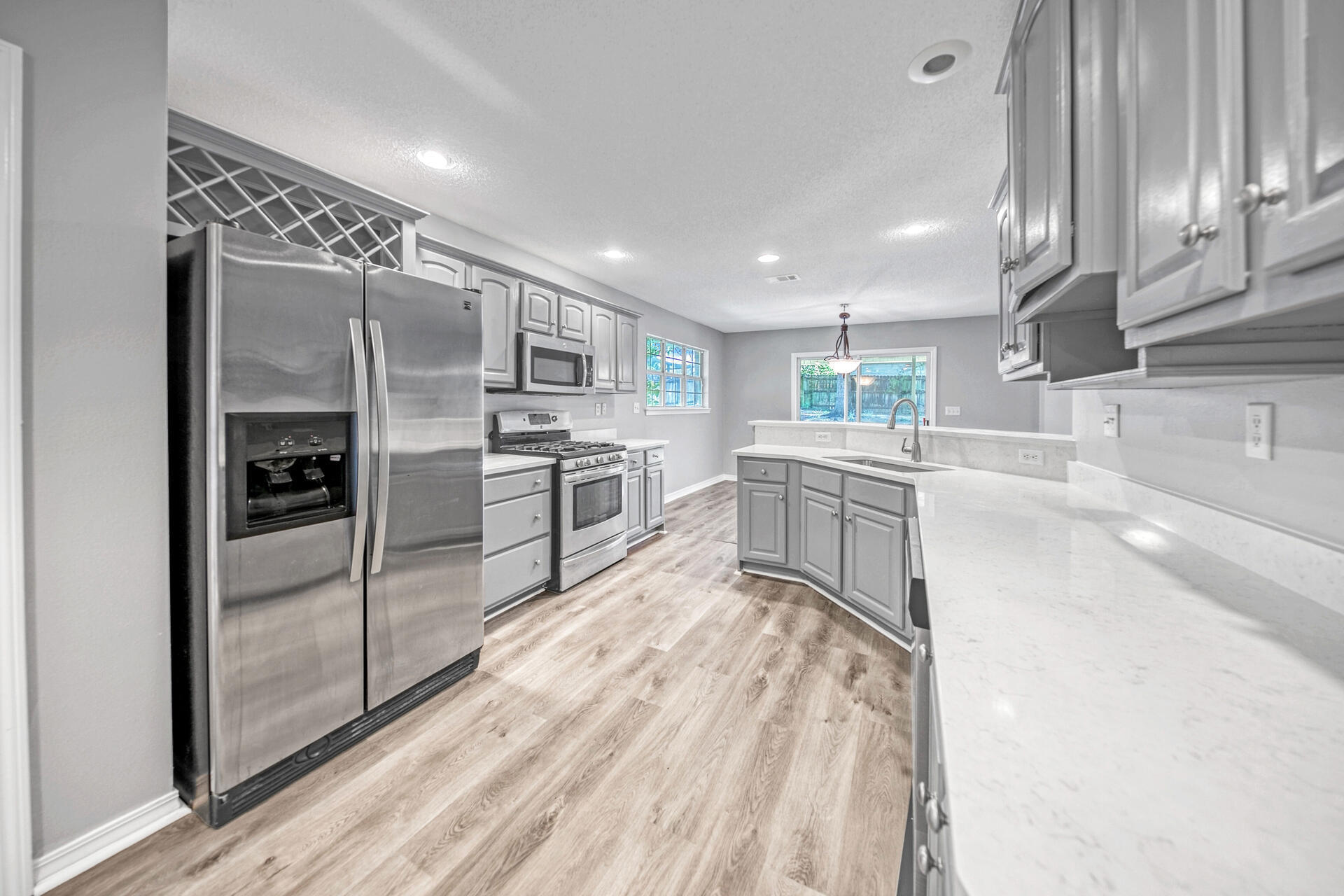 RIVERCHASE S/D - Residential