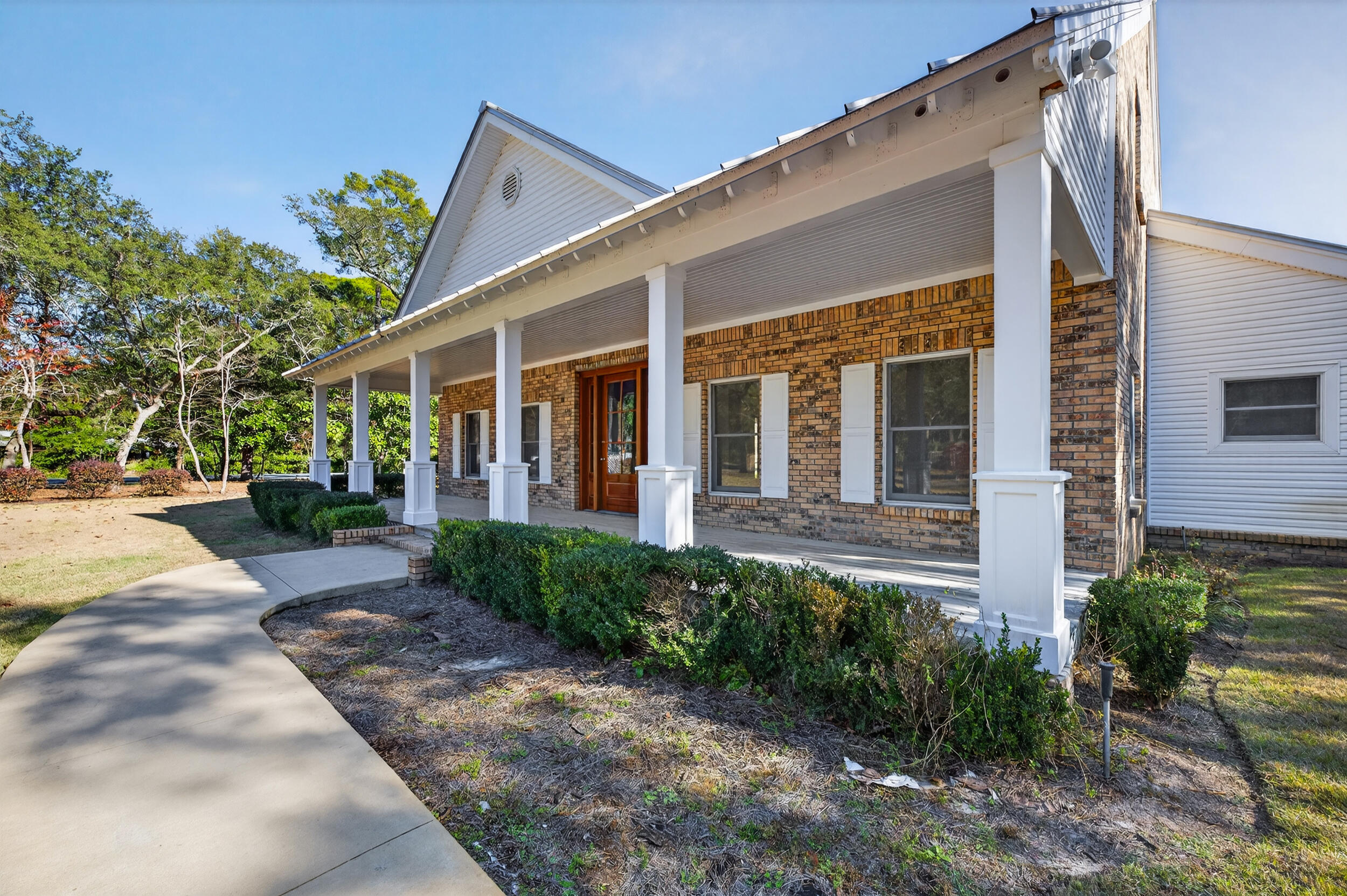 SHIRKS BAYOU - Residential