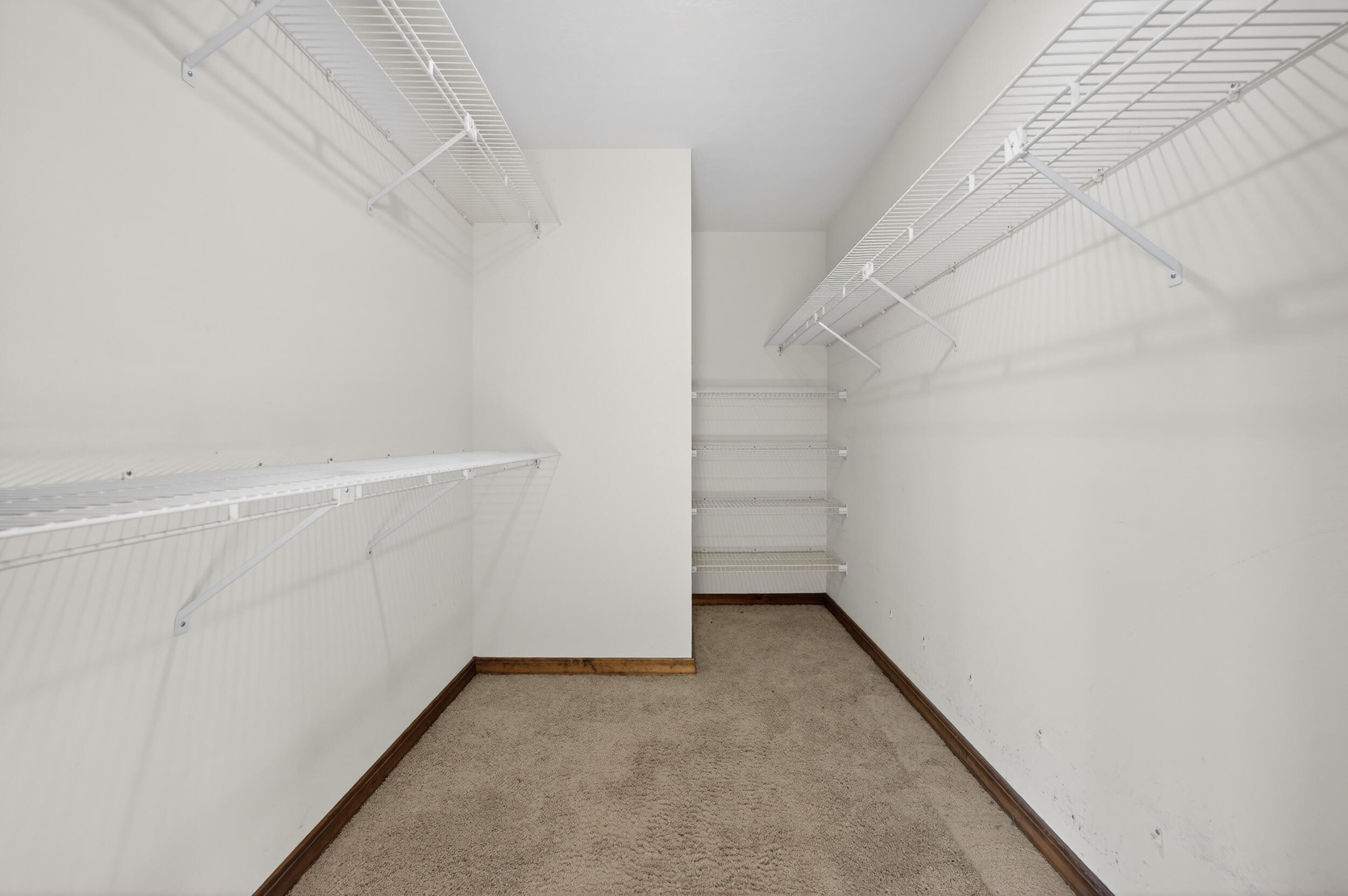 SHIRKS BAYOU - Residential