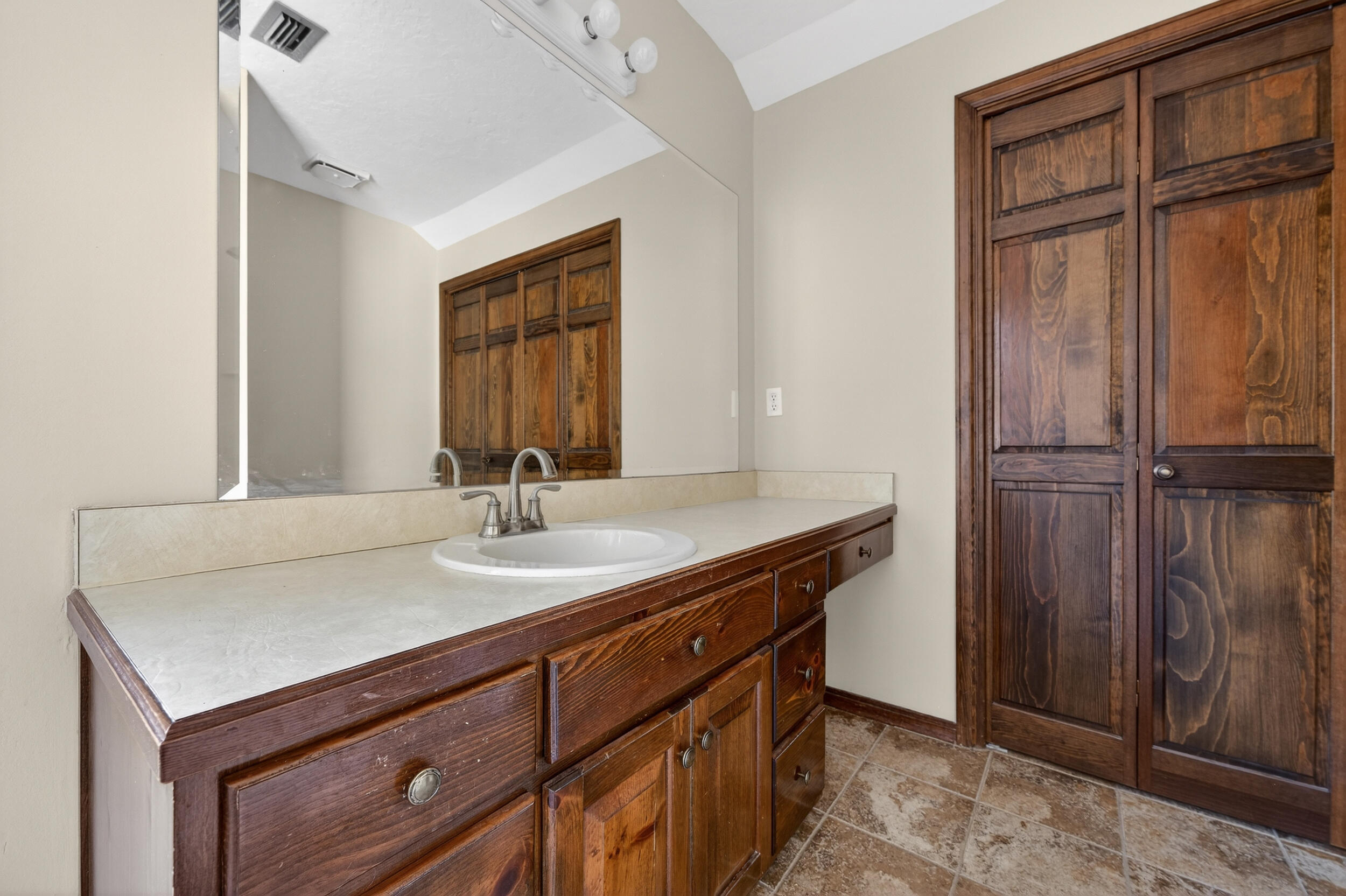 SHIRKS BAYOU - Residential