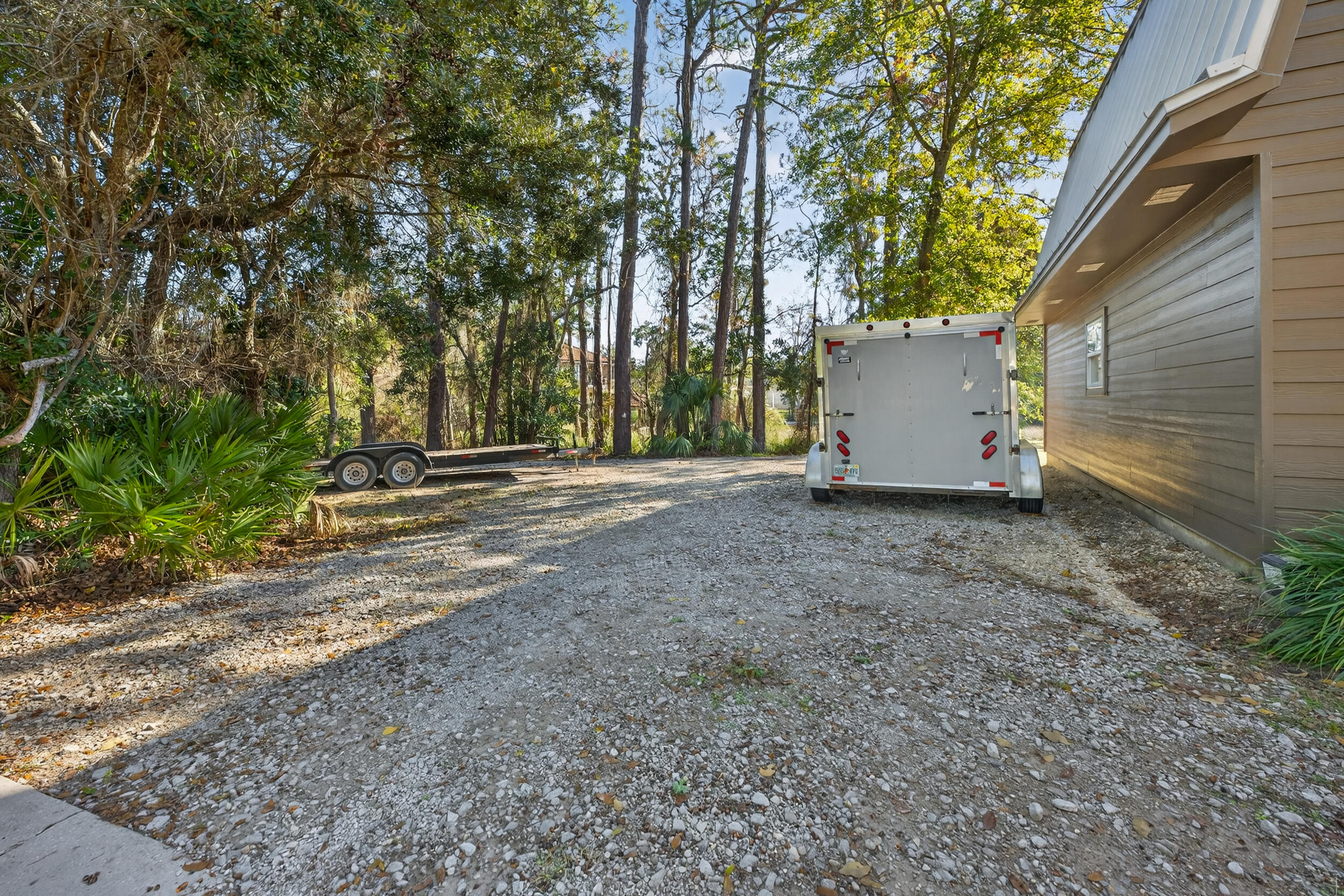 SHIRKS BAYOU - Residential