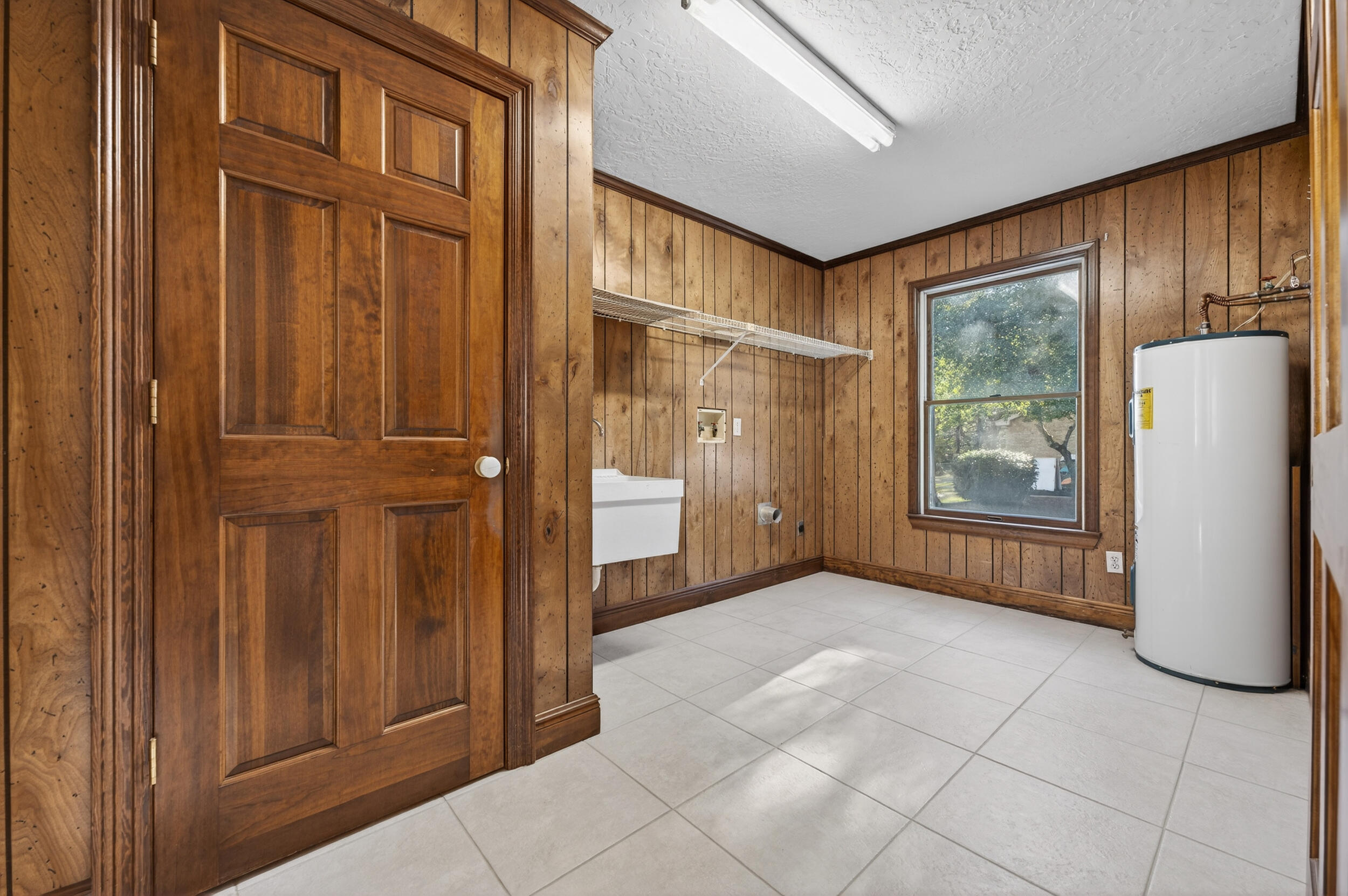 SHIRKS BAYOU - Residential