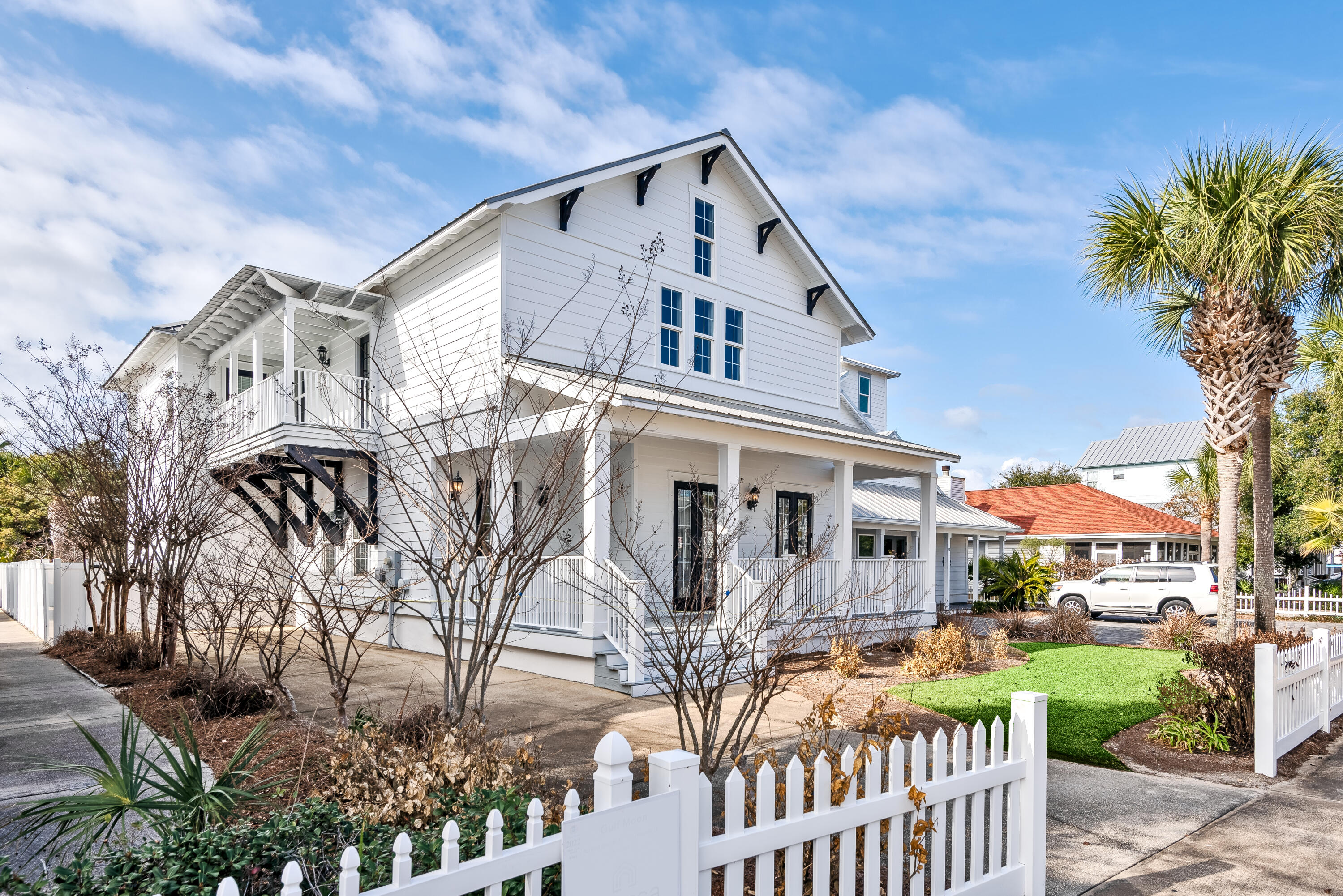 CRYSTAL BEACH - Residential