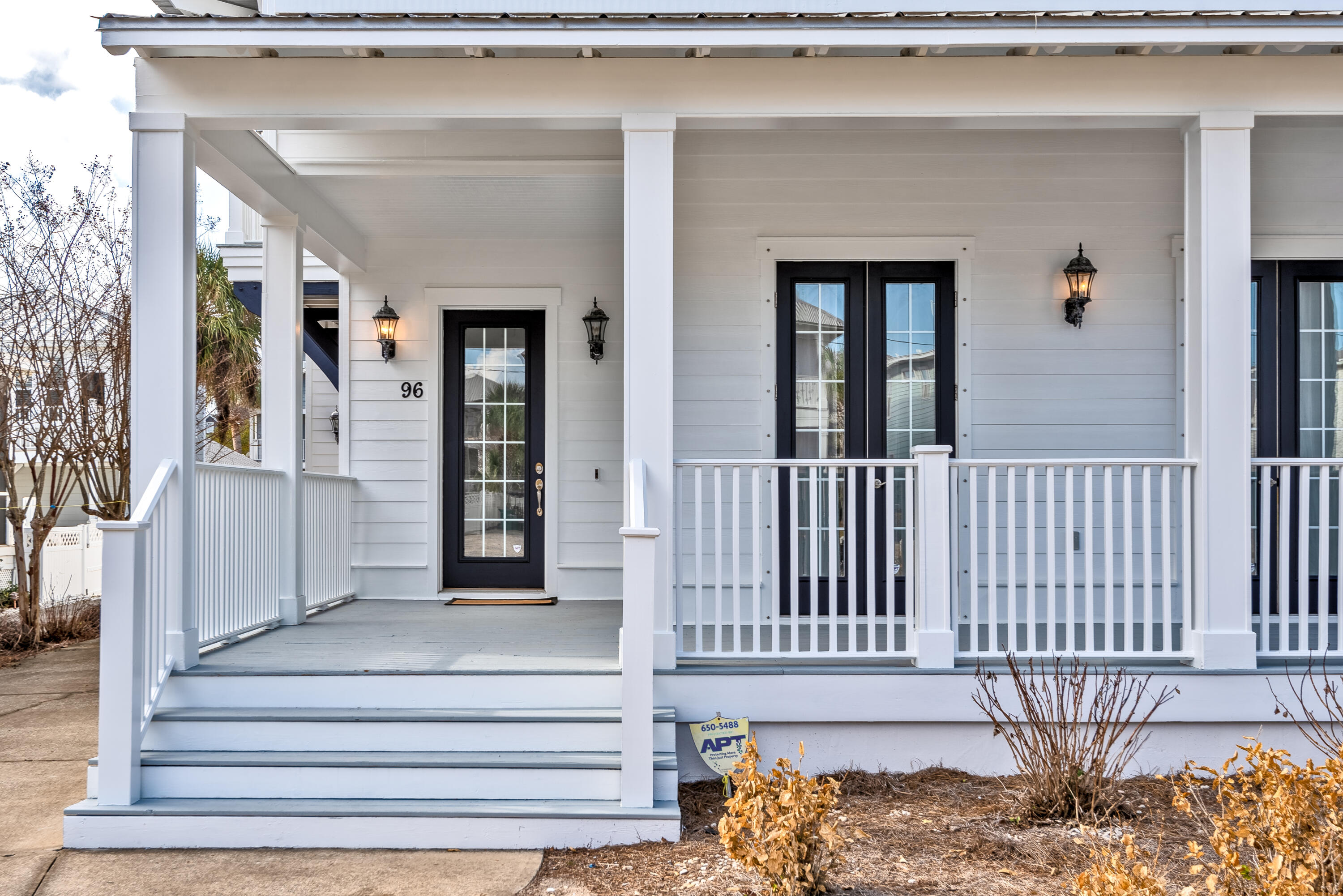 CRYSTAL BEACH - Residential