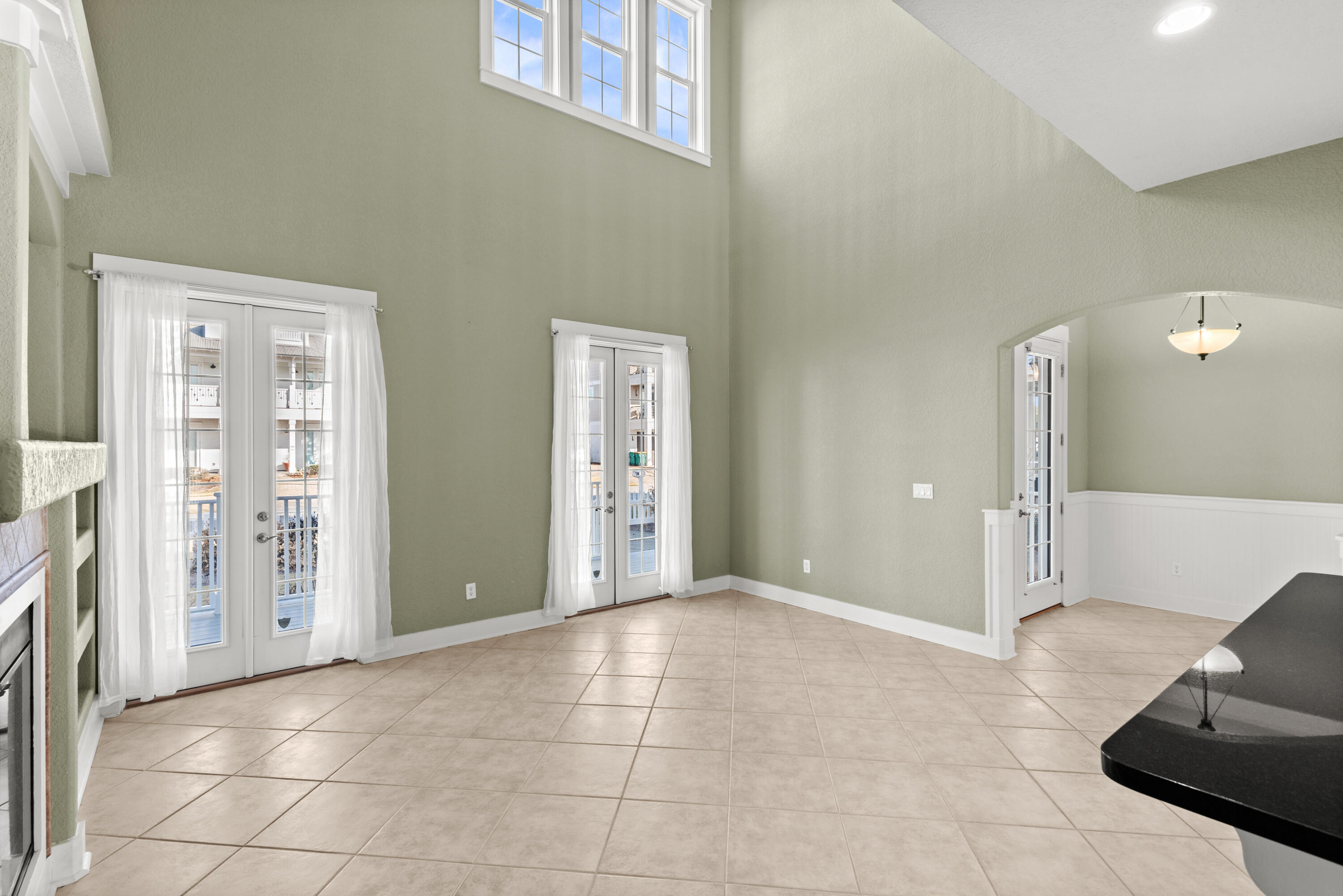 CRYSTAL BEACH - Residential