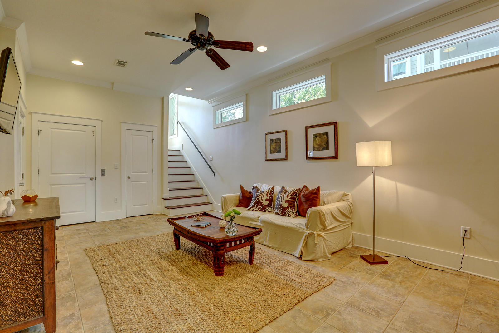 BLUE MOUNTAIN BEACH - Residential