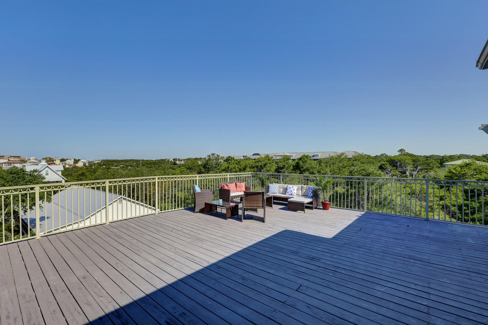 BLUE MOUNTAIN BEACH - Residential