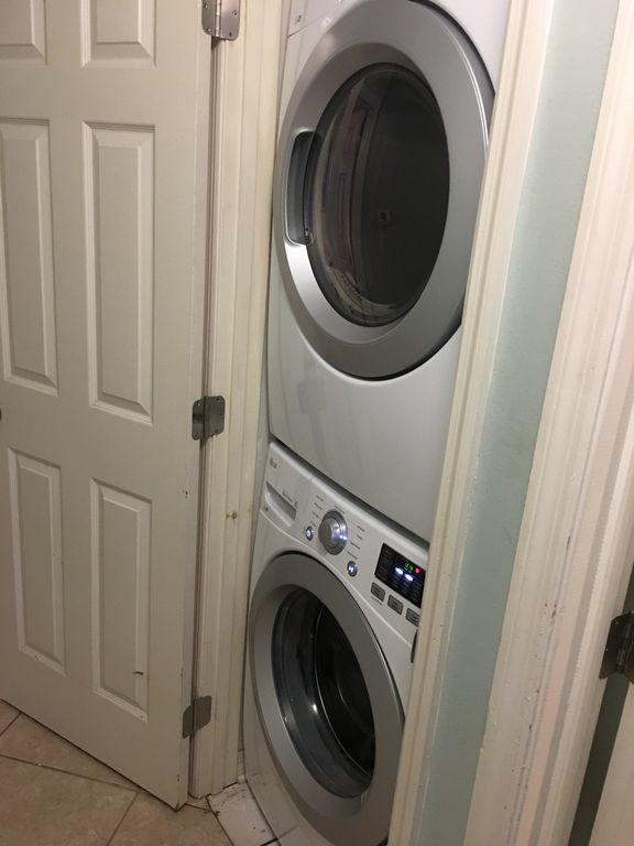 BEACHSIDE VILLAS CONDO - Residential