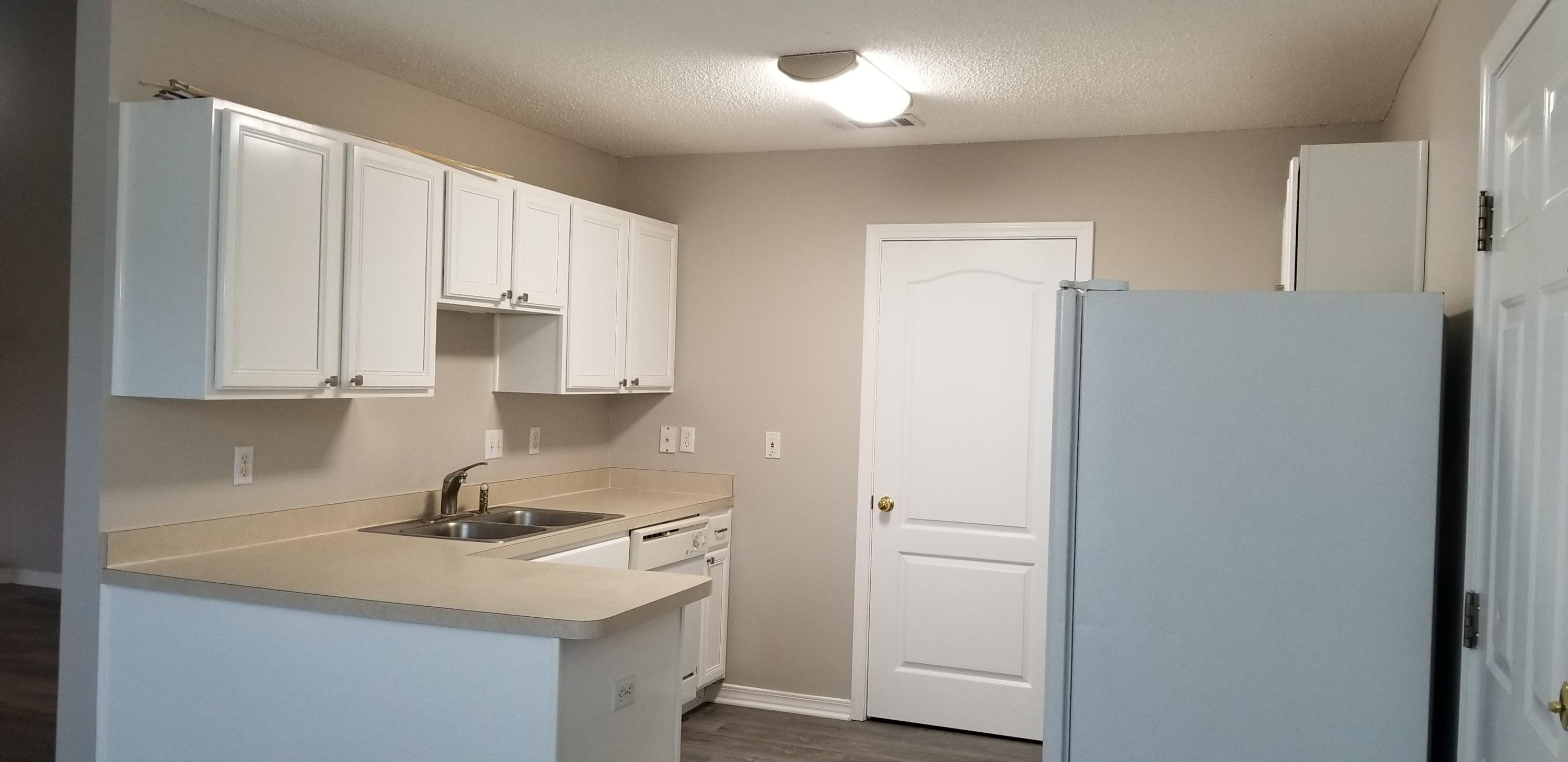 EMERALD LAKES PH 3 - Residential