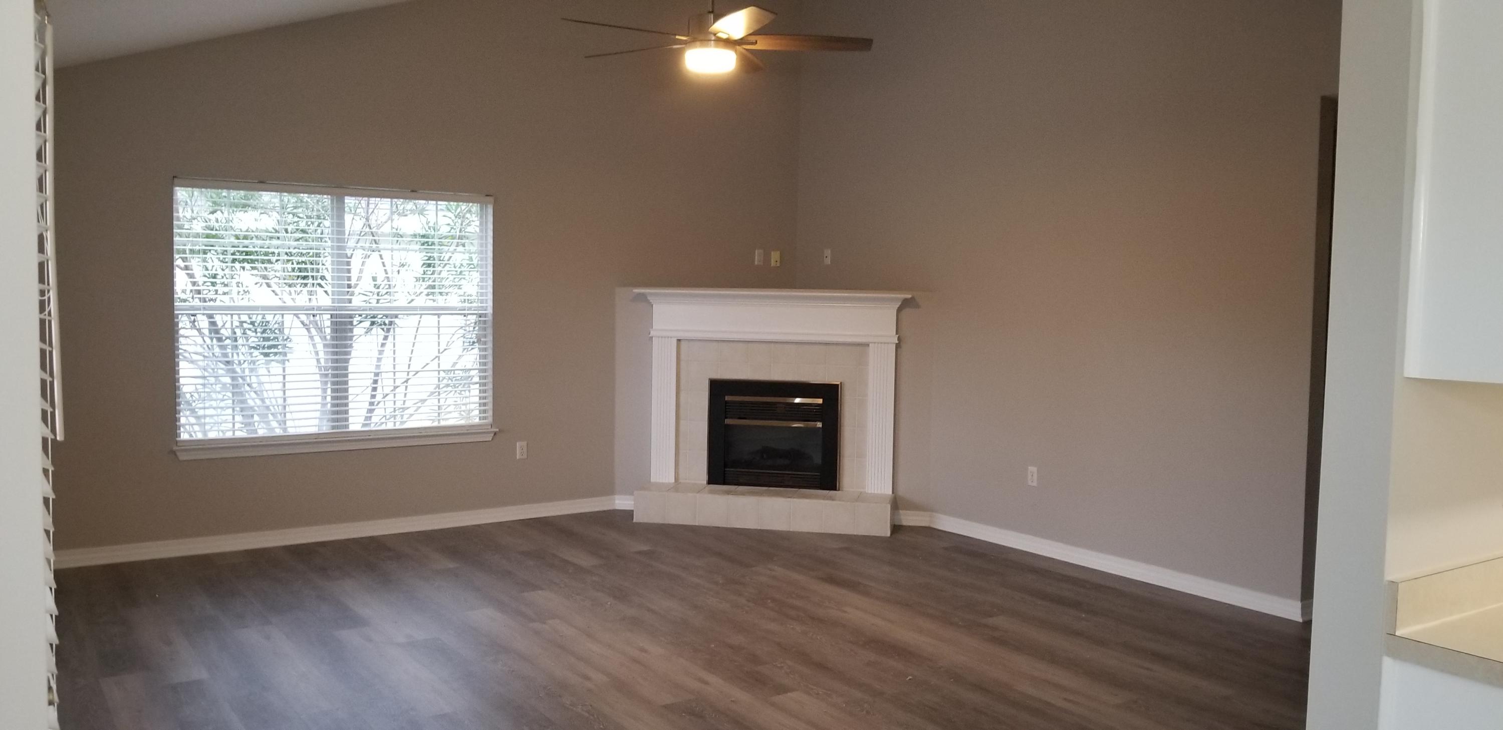 EMERALD LAKES PH 3 - Residential