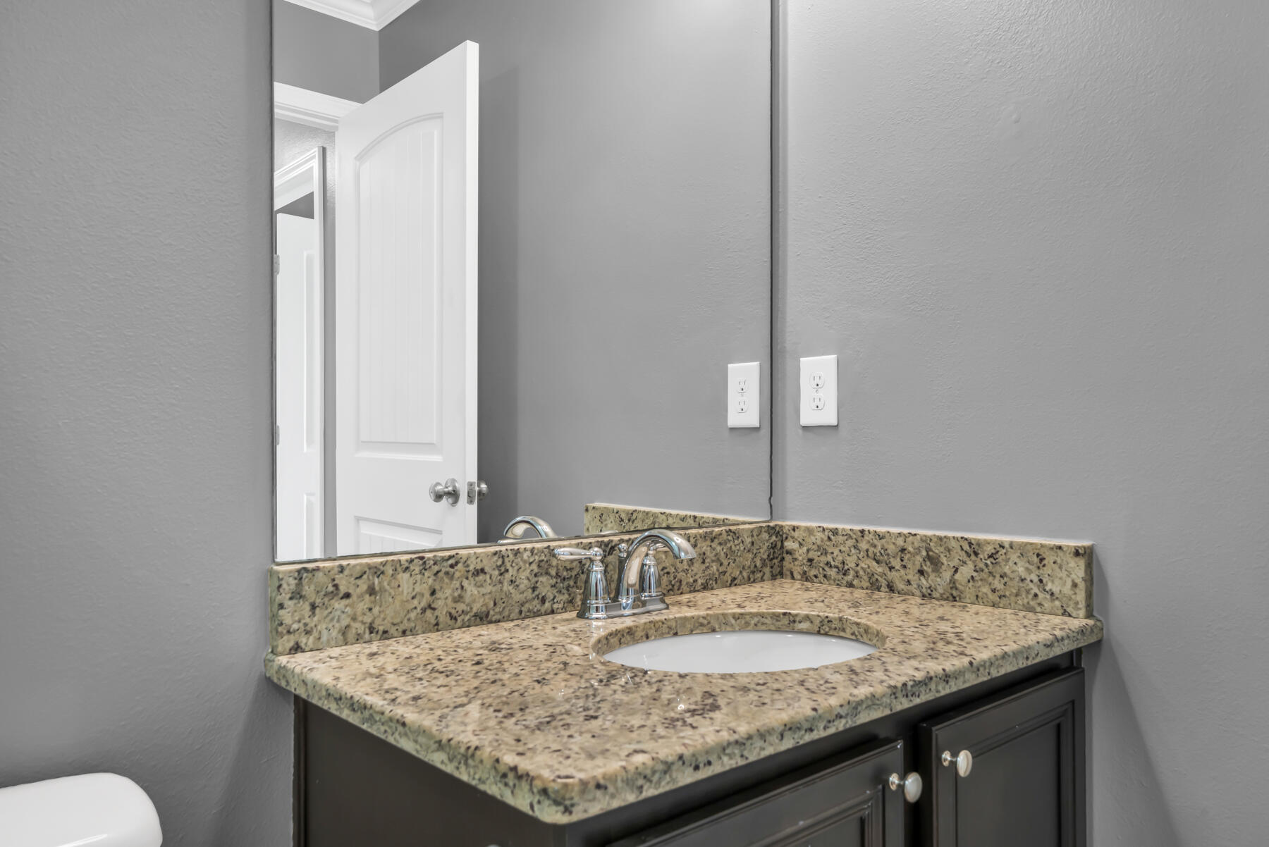 RESERVE POINTE - Residential
