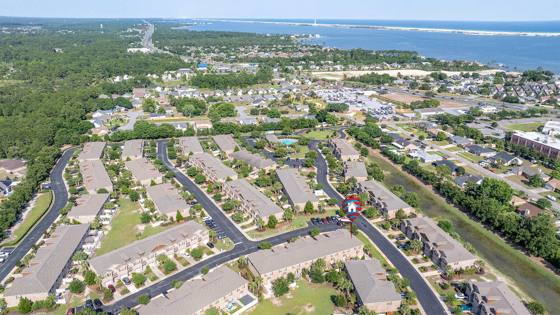 RESERVE POINTE - Residential