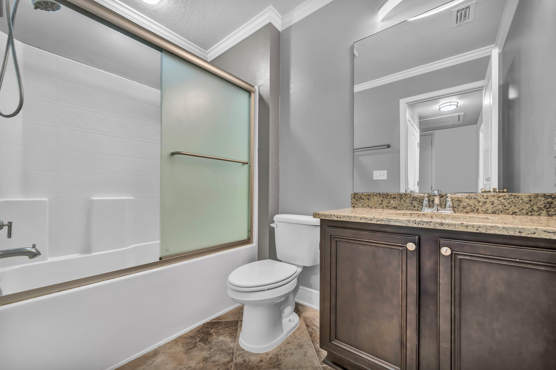 RESERVE POINTE - Residential