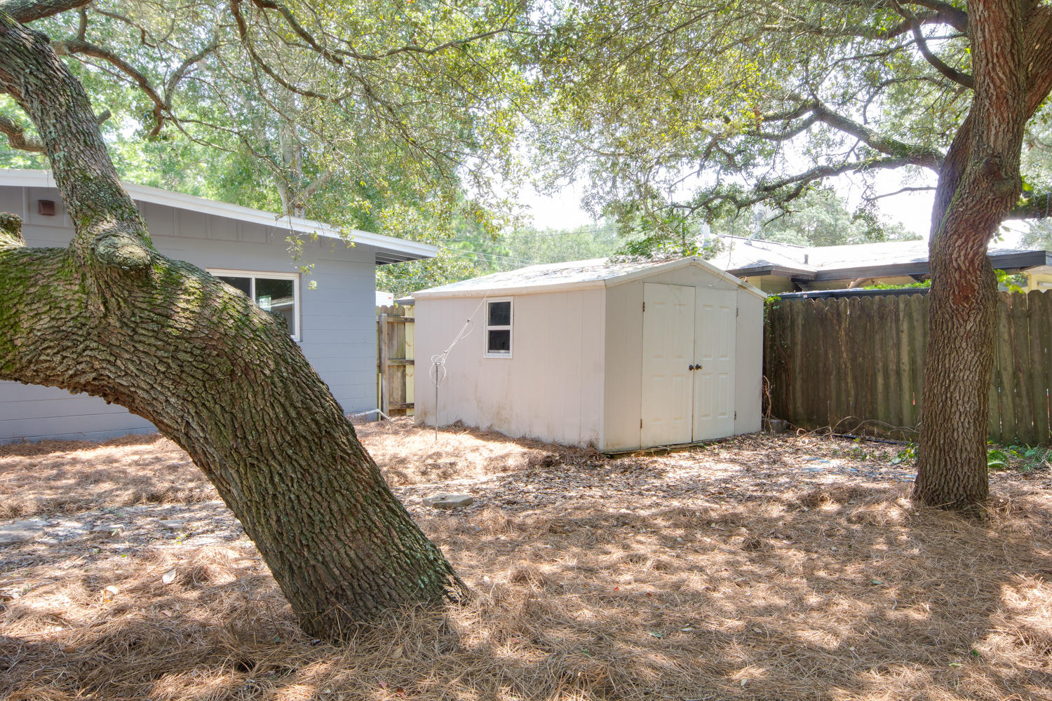 VILLA RUSS PARK - Residential