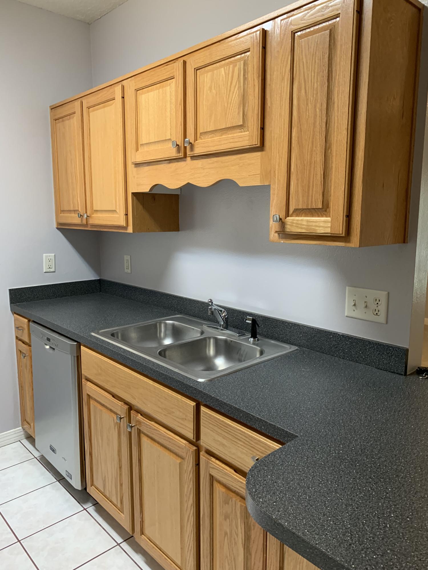 THE OAKS AT NICEVILLE - Residential Lease