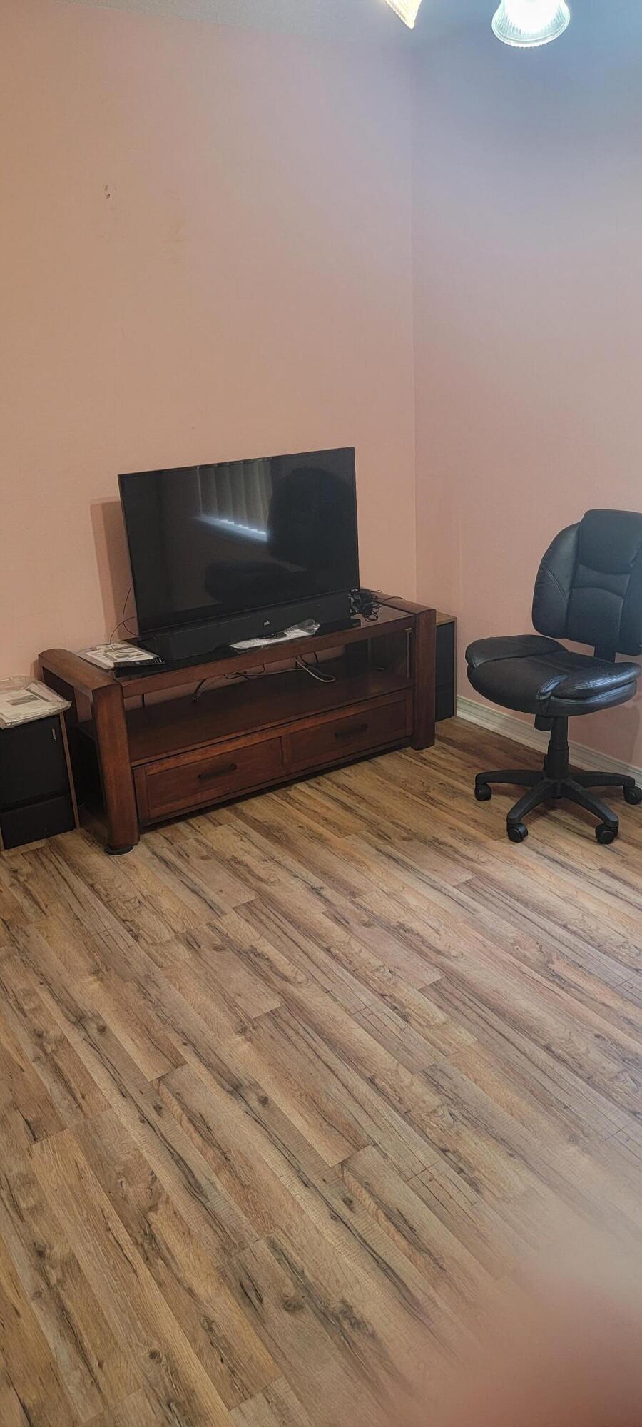 COUNTRYVIEW EST 4TH PH V - Residential