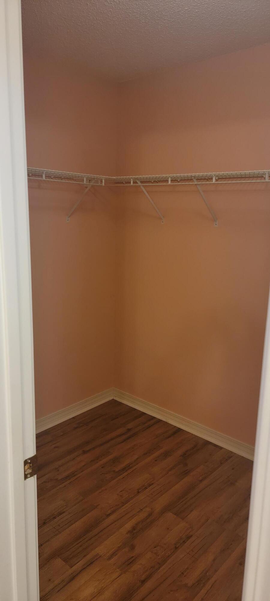 COUNTRYVIEW EST 4TH PH V - Residential