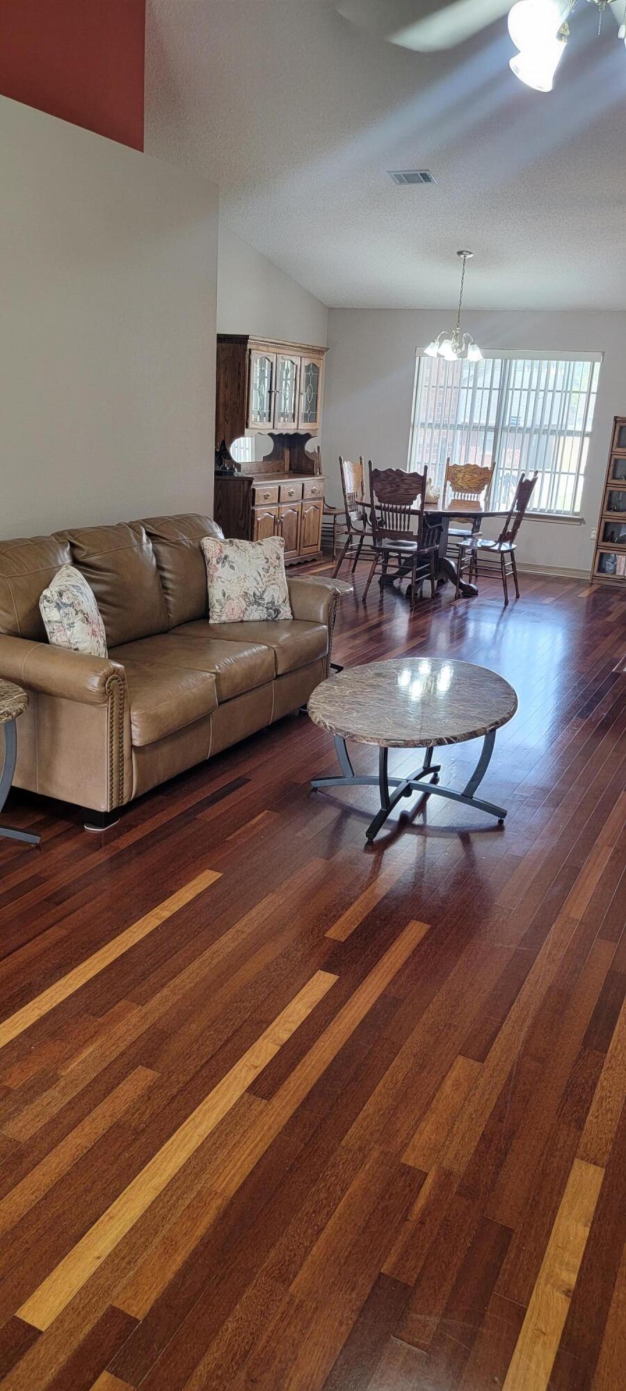 COUNTRYVIEW EST 4TH PH V - Residential