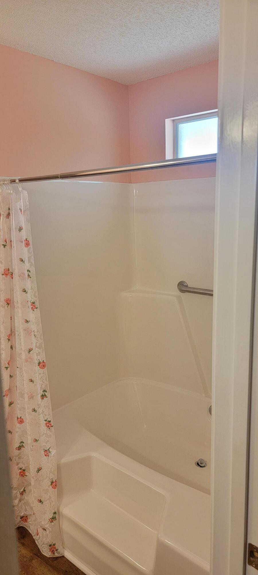 COUNTRYVIEW EST 4TH PH V - Residential