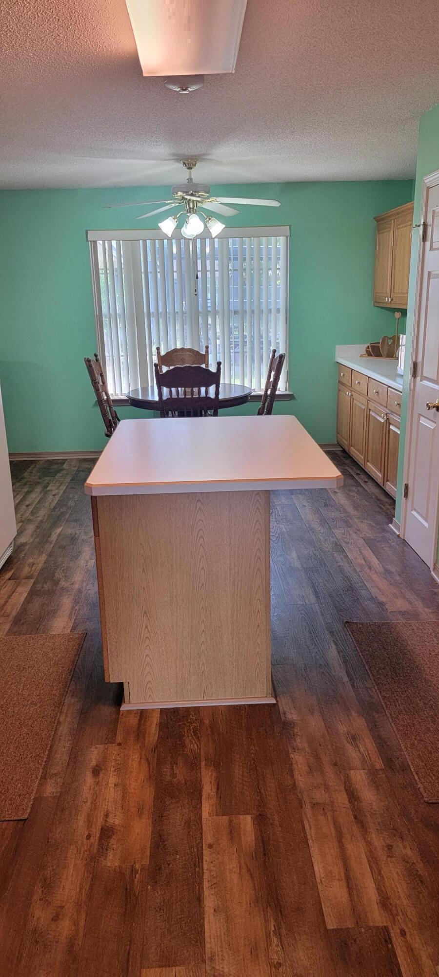 COUNTRYVIEW EST 4TH PH V - Residential