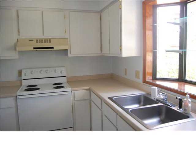 TWIN OAKS - Residential Lease