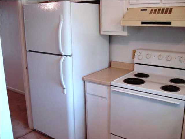 TWIN OAKS - Residential Lease