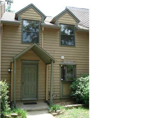 TWIN OAKS - Residential Lease