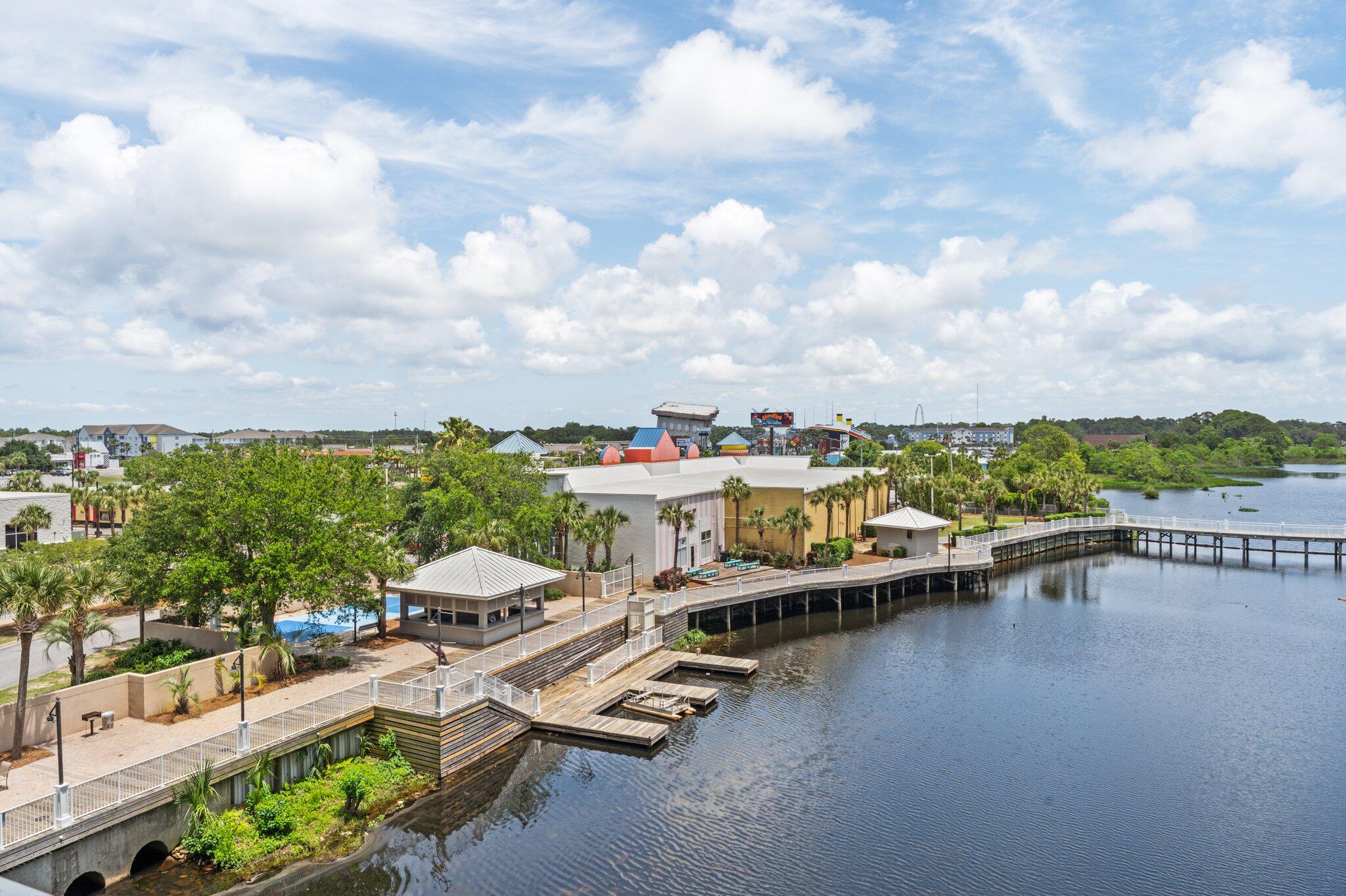 Laketown Wharf - Residential