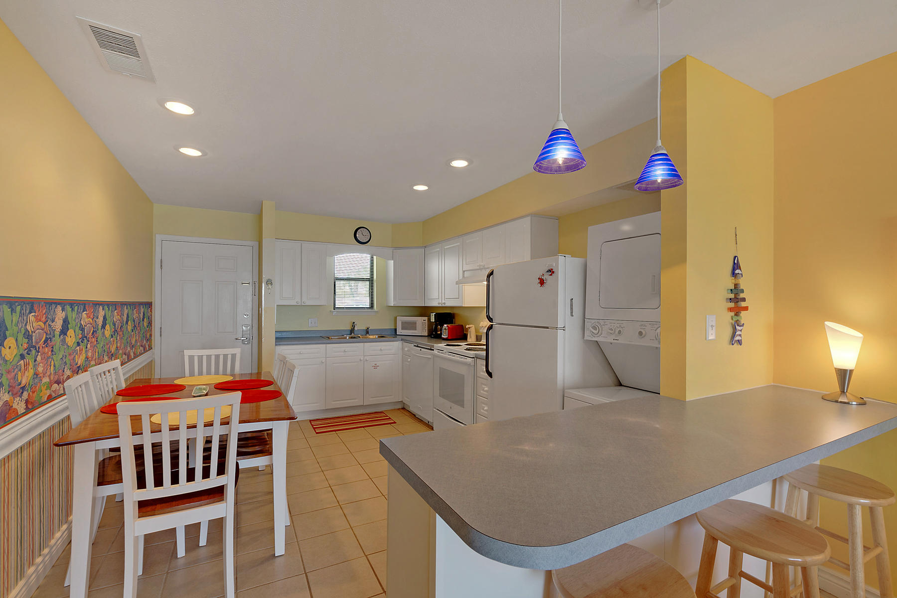 BEACHSIDE CONDO AT SEAGROVE - Residential